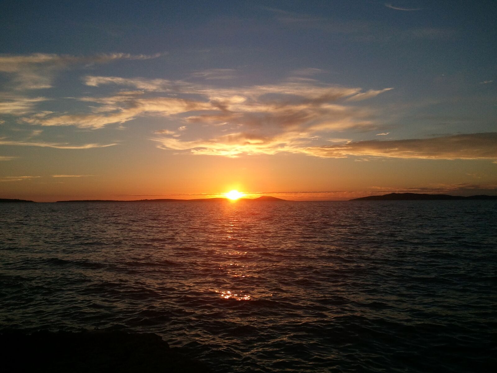 Samsung Galaxy S sample photo. Sunrise, sea, summer photography