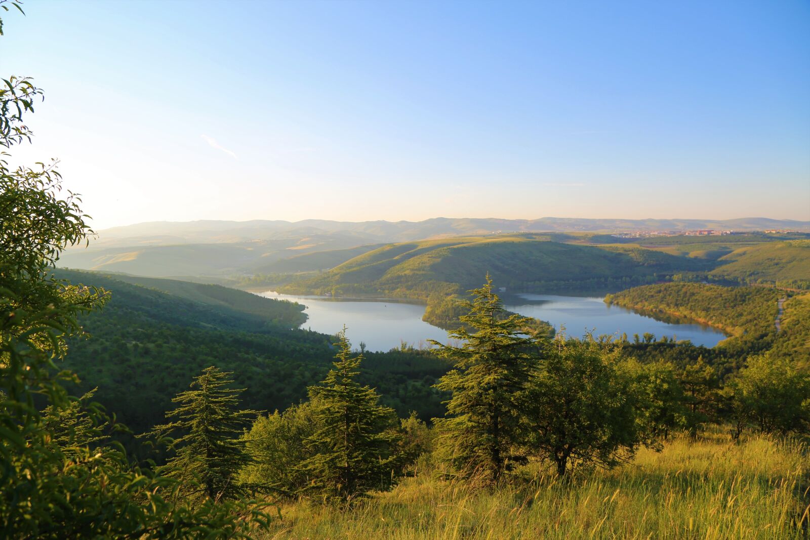 Canon EF 24-105mm F4L IS USM sample photo. Landscape, nature, lake photography