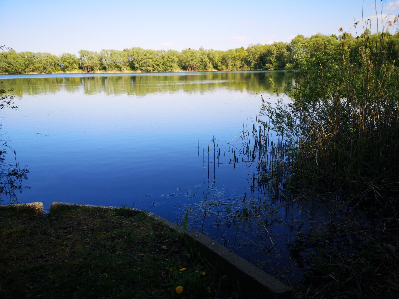 HUAWEI CLT-L29 sample photo. Lake, water, landscape photography