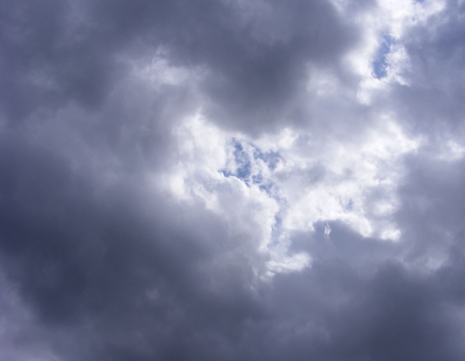 Fujifilm FinePix S5700 S700 sample photo. Sky, clouds, nature photography