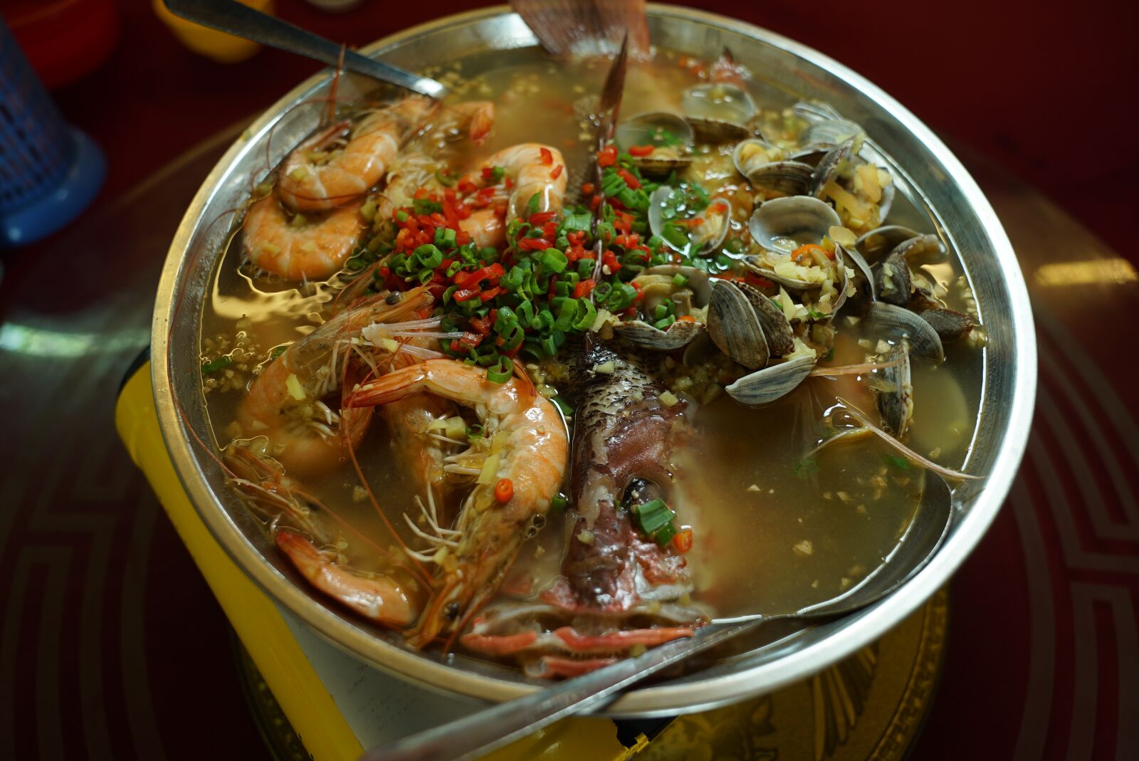 Sony a7S + Sony FE 24-70mm F2.8 GM sample photo. Chinese meals, steamed seafood photography