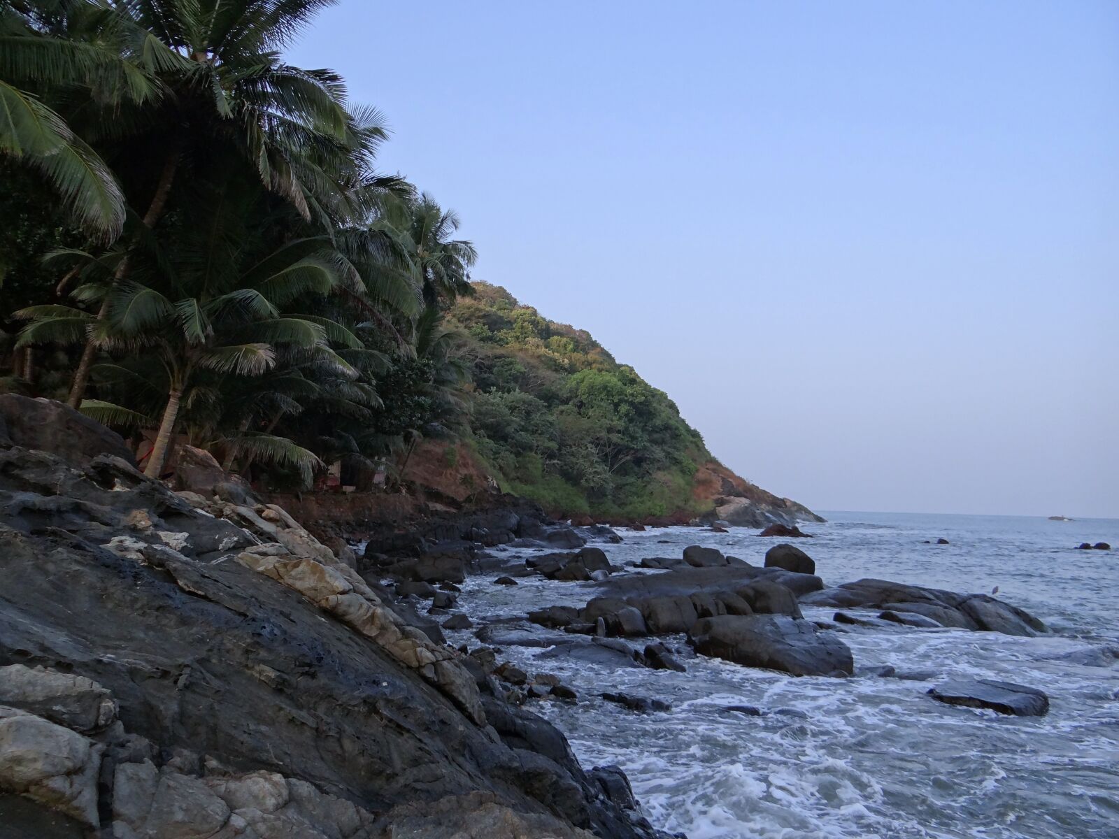 Sony DSC-HX200V sample photo. Shore, sea, arabian photography