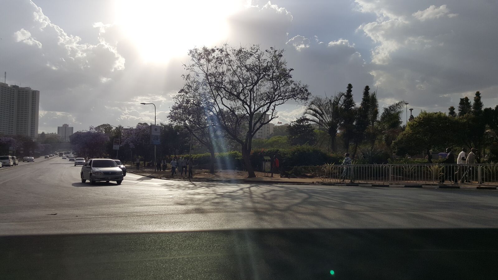 Samsung GALAXY S6 edge sample photo. Kenya, roadside, outdoor photography