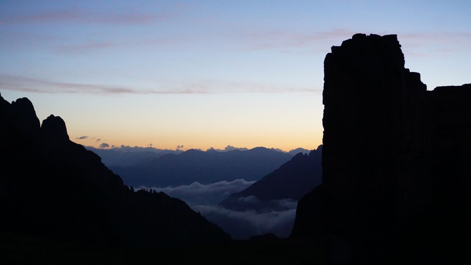Sony a6000 sample photo. Mountains, sunrise, cross photography