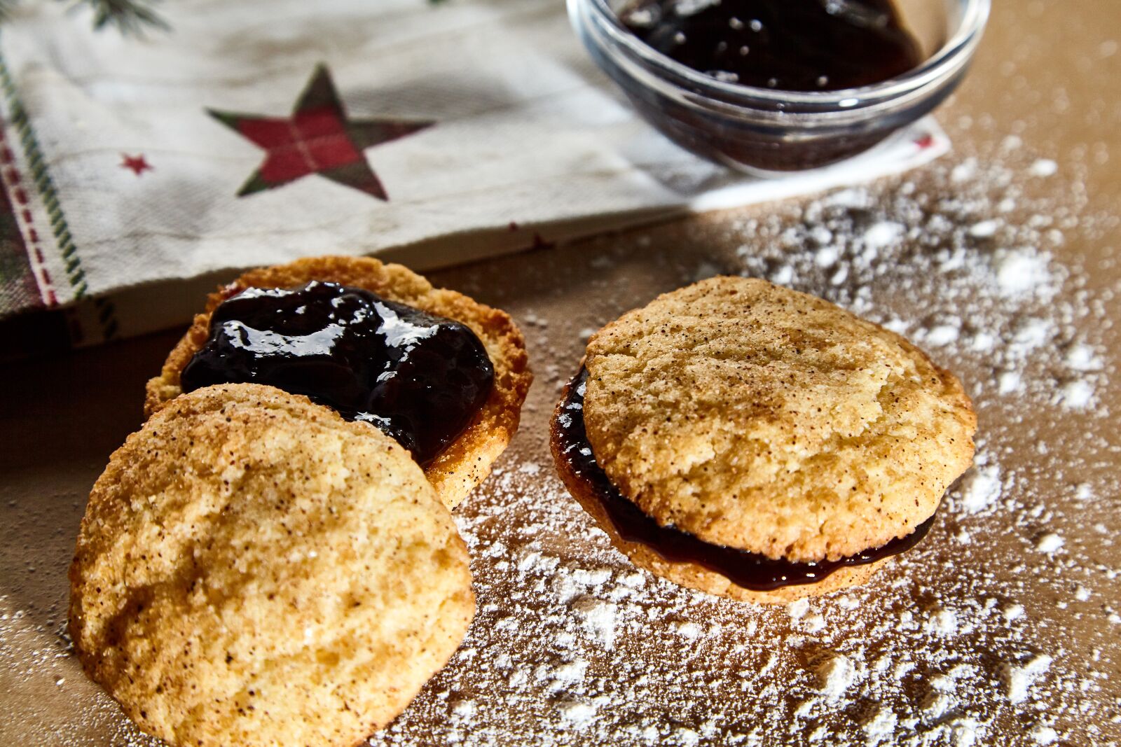 Canon EOS 5D Mark II sample photo. Biscuit, christmas, cookie photography