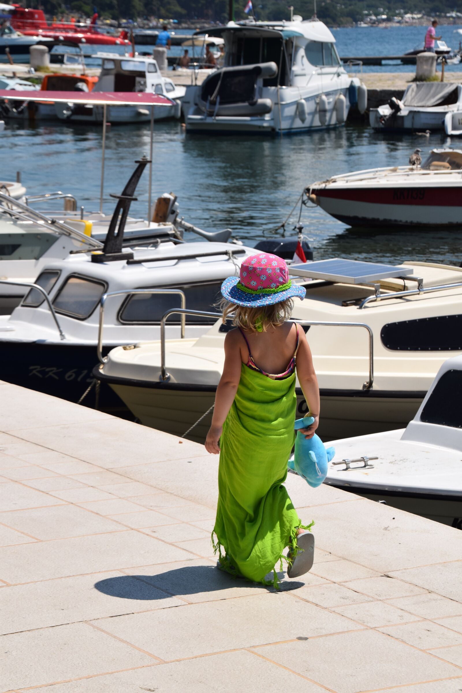 Nikon D5300 sample photo. Child, sea, boats photography