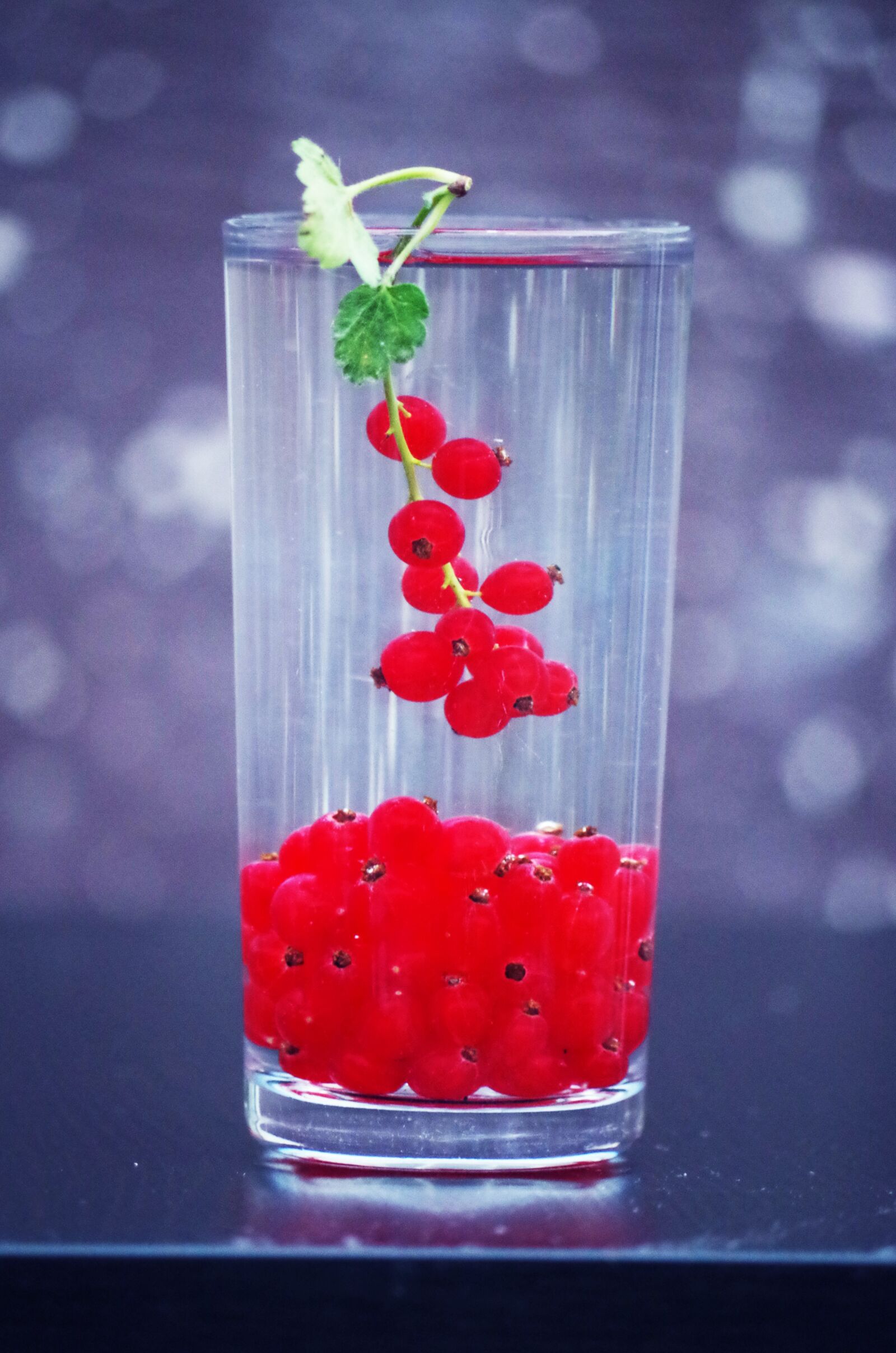 Pentax K-500 sample photo. Currant, fruit, health photography