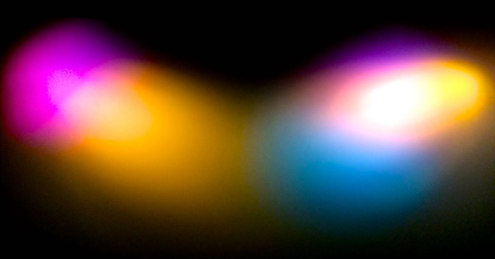 Apple iPhone 5s sample photo. Color, light, night, spotlight photography