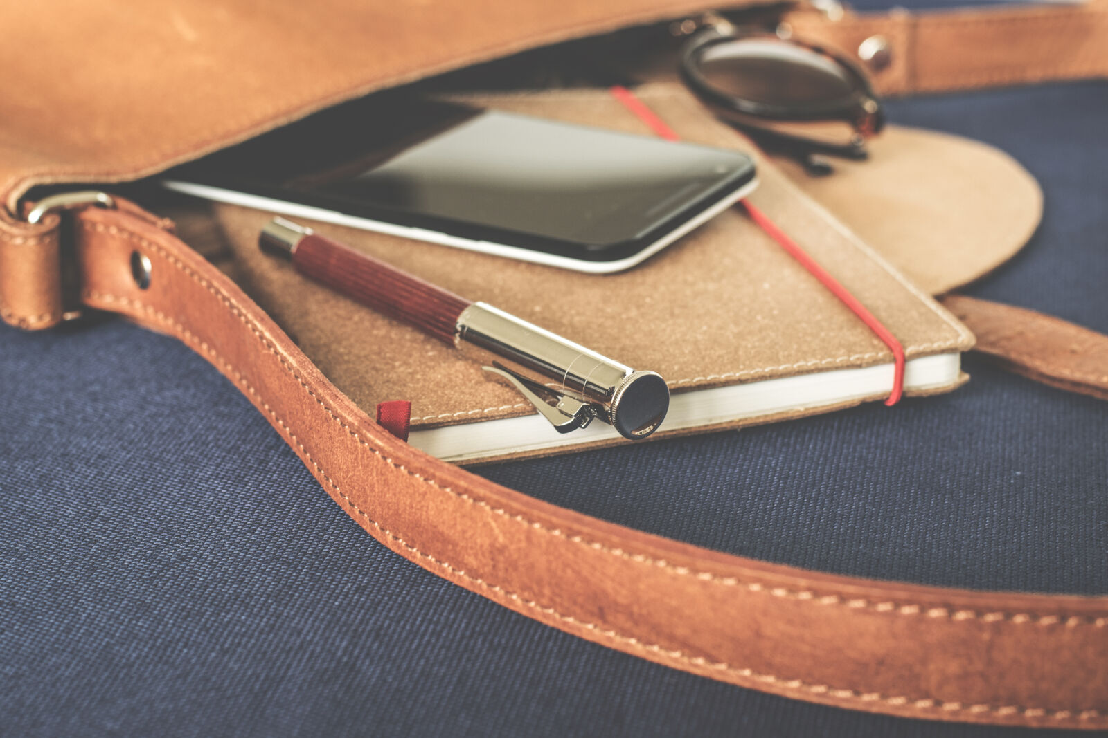 Nikon D5300 sample photo. Accessory, bag, blur, brand photography