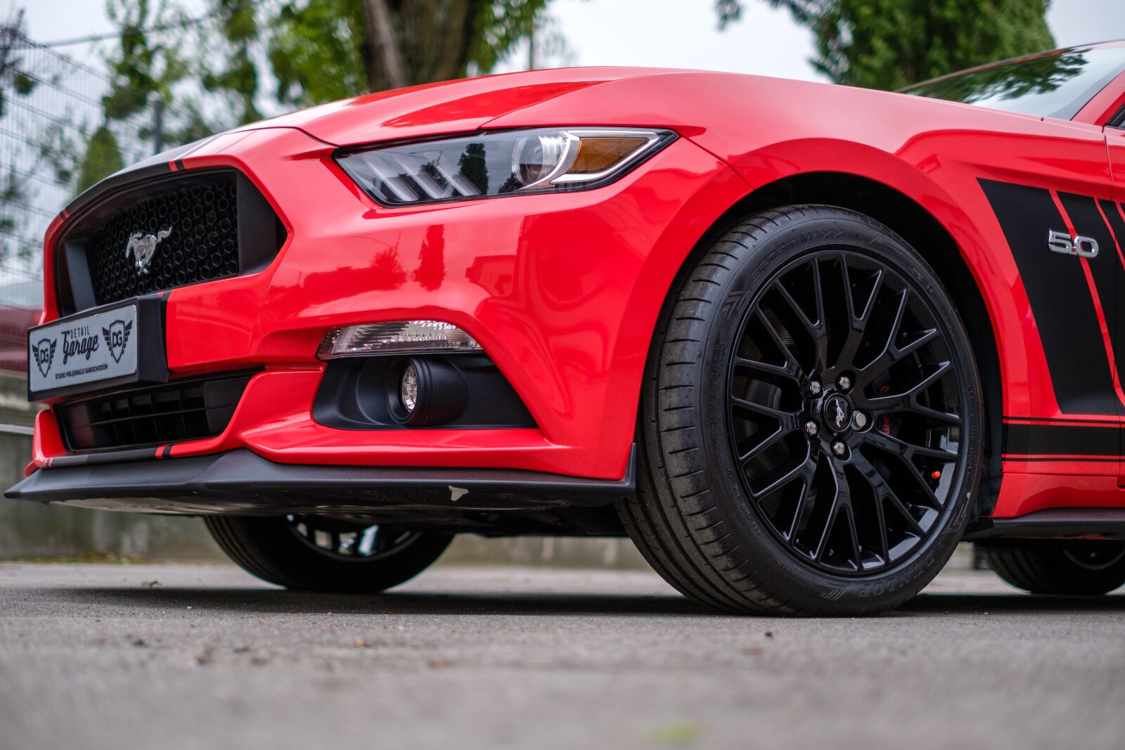 Fujifilm X-T2 + Fujifilm XF 35mm F1.4 R sample photo. Mustang, gt, red photography