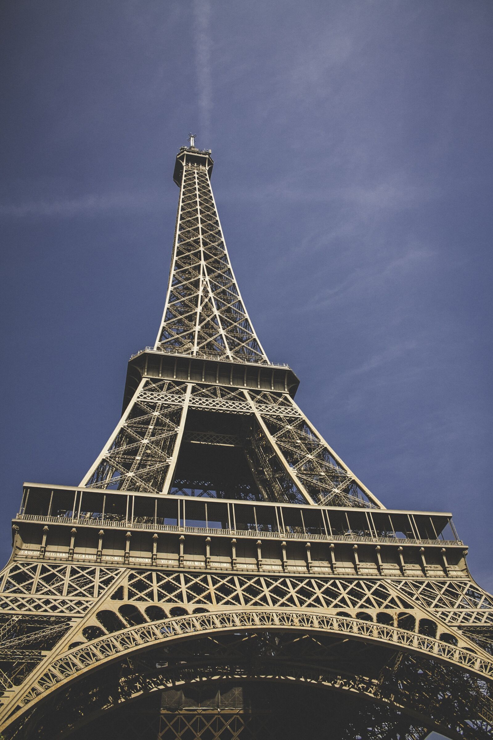 Canon EF-S 18-55mm F3.5-5.6 II sample photo. Architecture, eiffel tower, france photography