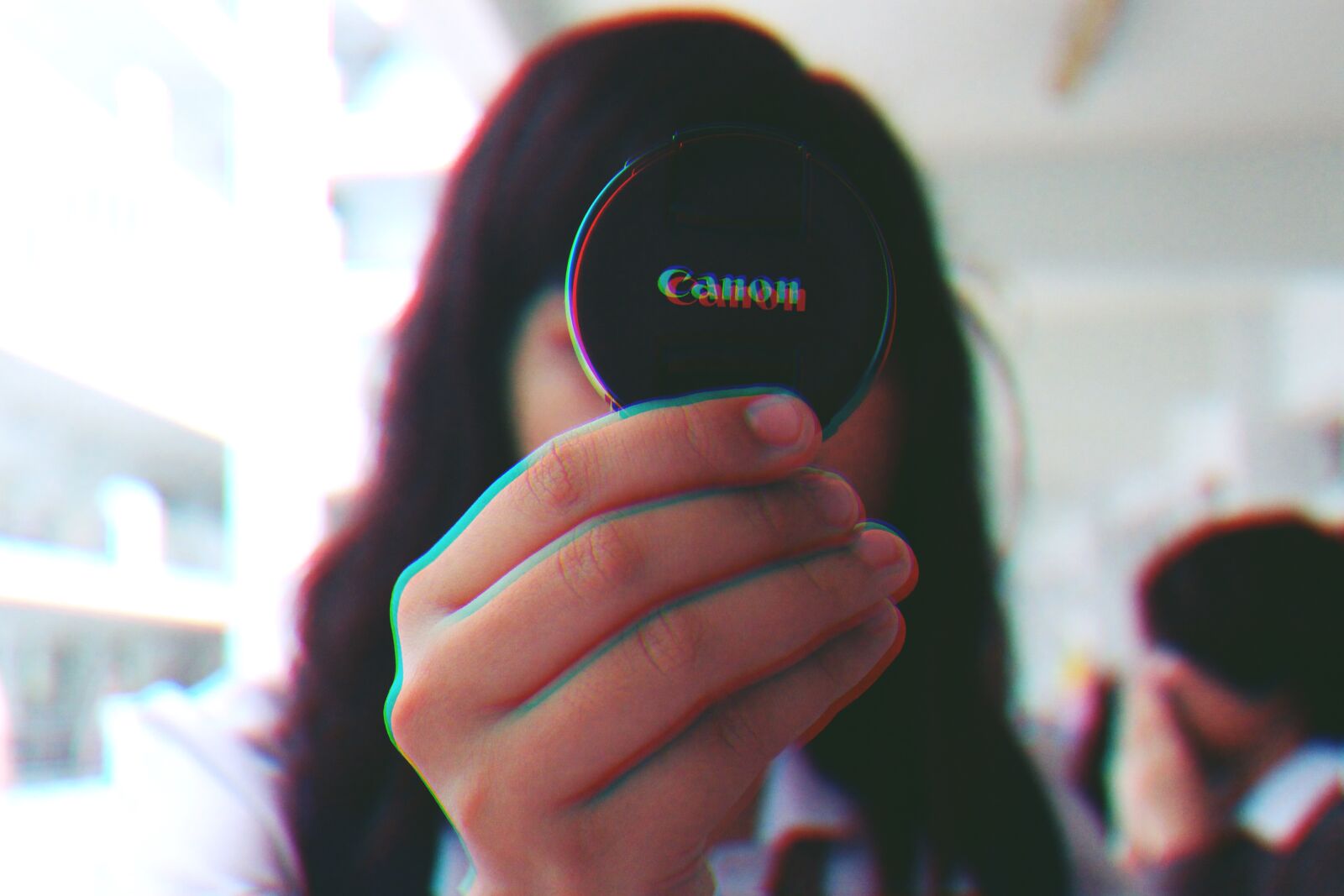 Canon EOS 1100D (EOS Rebel T3 / EOS Kiss X50) sample photo. Girl, holding, black, canon photography