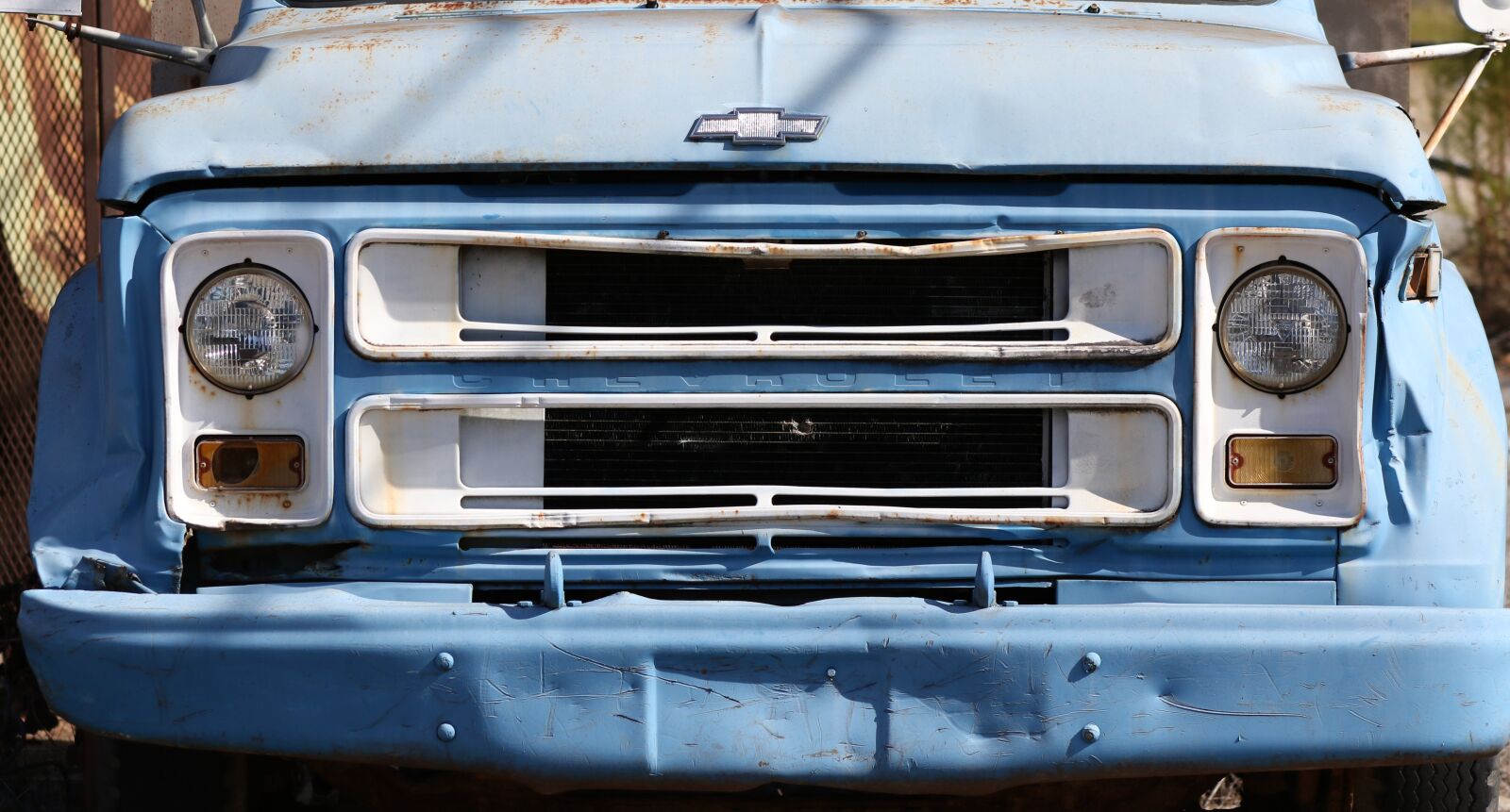 Canon EF75-300mm f/4-5.6 sample photo. Truck, vehicle, old photography