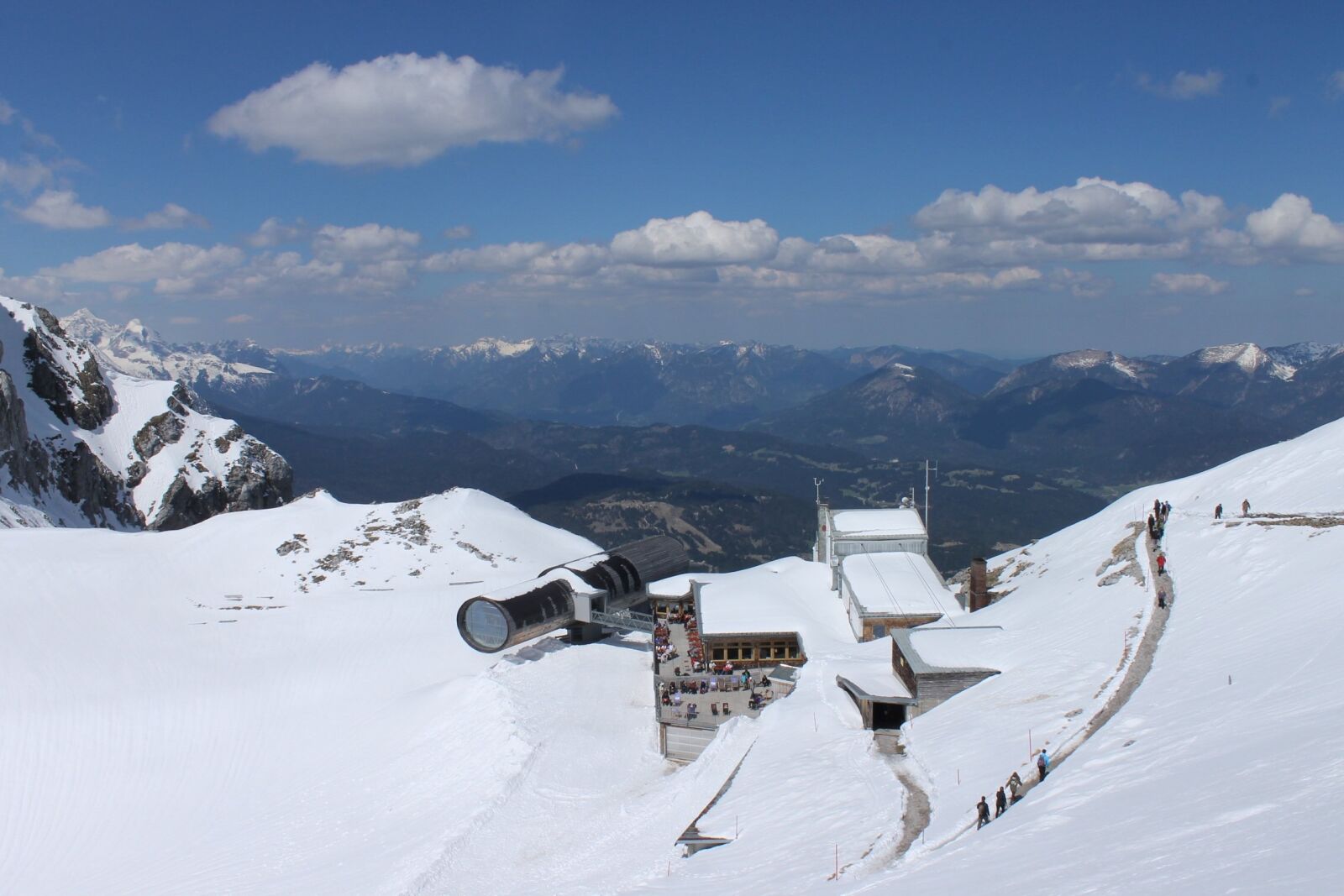 Canon EOS 1100D (EOS Rebel T3 / EOS Kiss X50) sample photo. Mountain station, karwendel, alpine photography