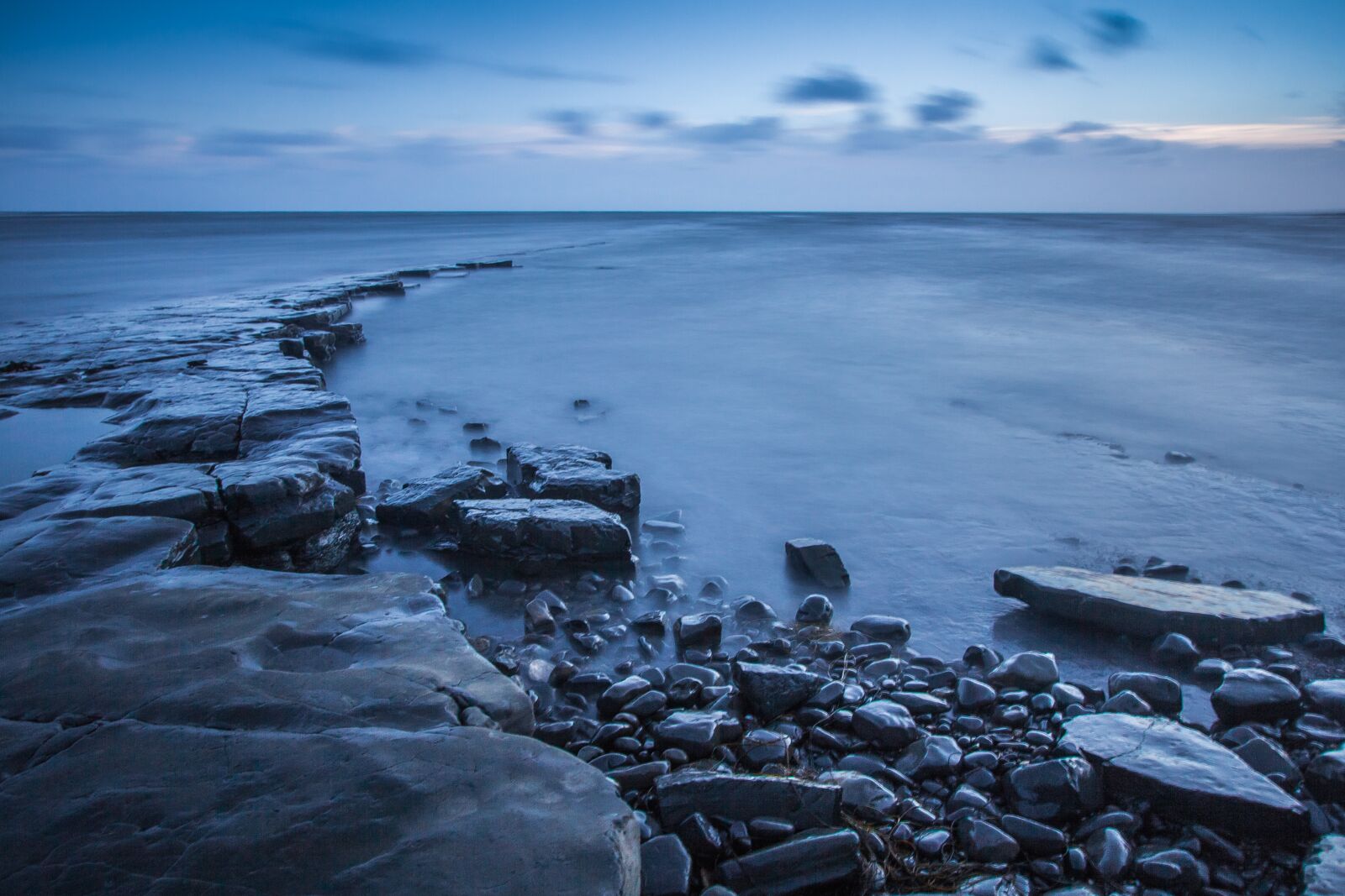 Canon EF-S 10-22mm F3.5-4.5 USM sample photo. Kimmeridge bay, sea, reefs photography