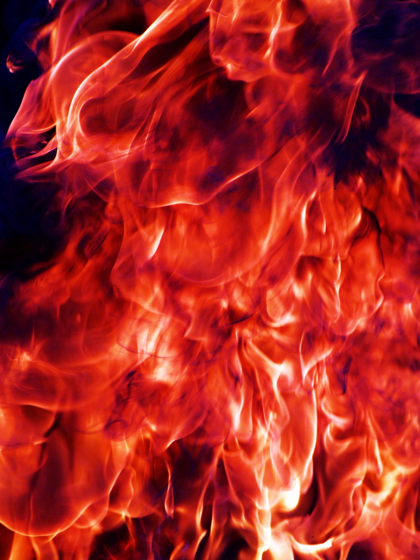 Olympus E-300 (EVOLT E-300) sample photo. Fire, flame, heat, hot photography