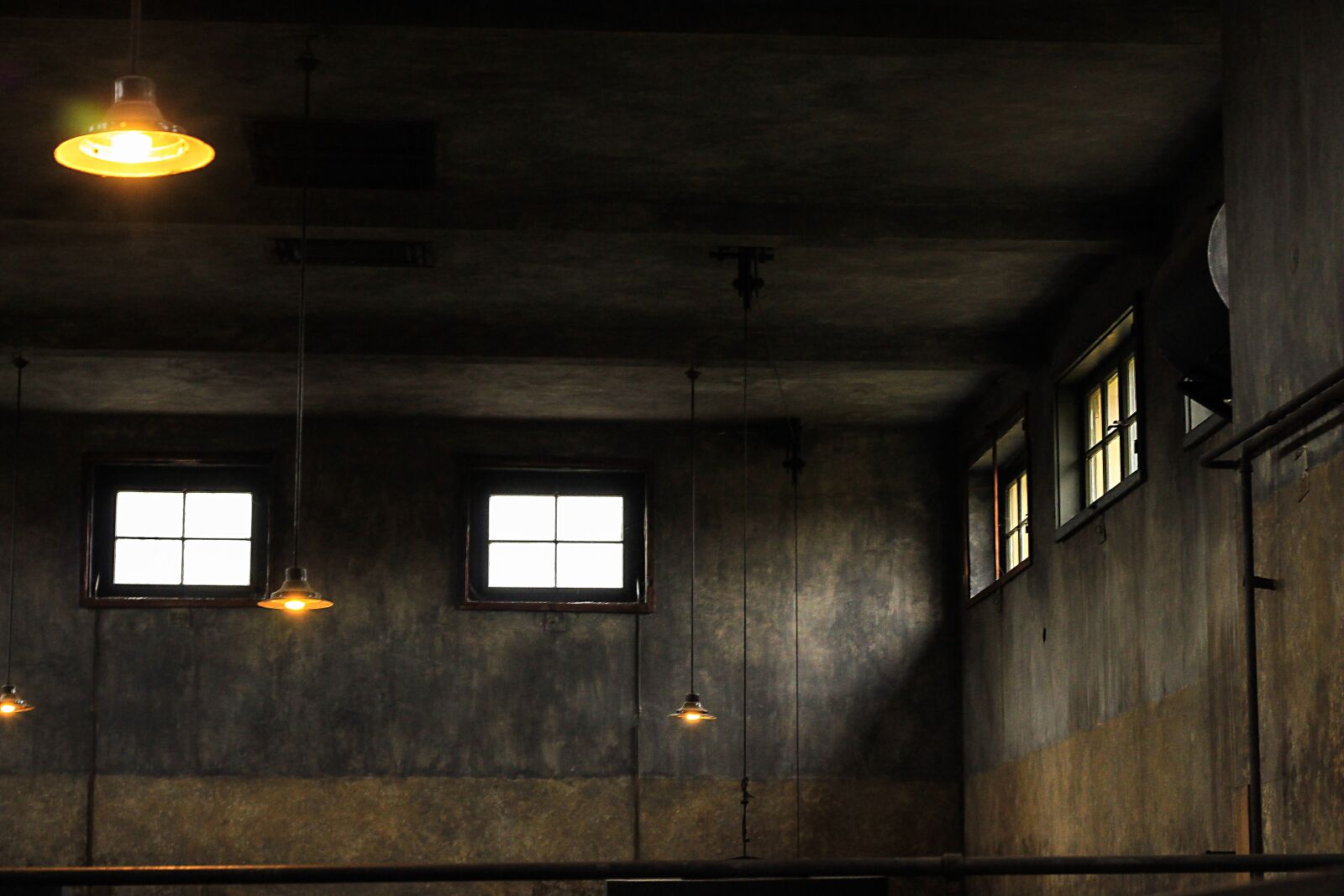 Canon EOS 60D + Canon EF 50mm F1.8 STM sample photo. Abandoned, architecture, light photography