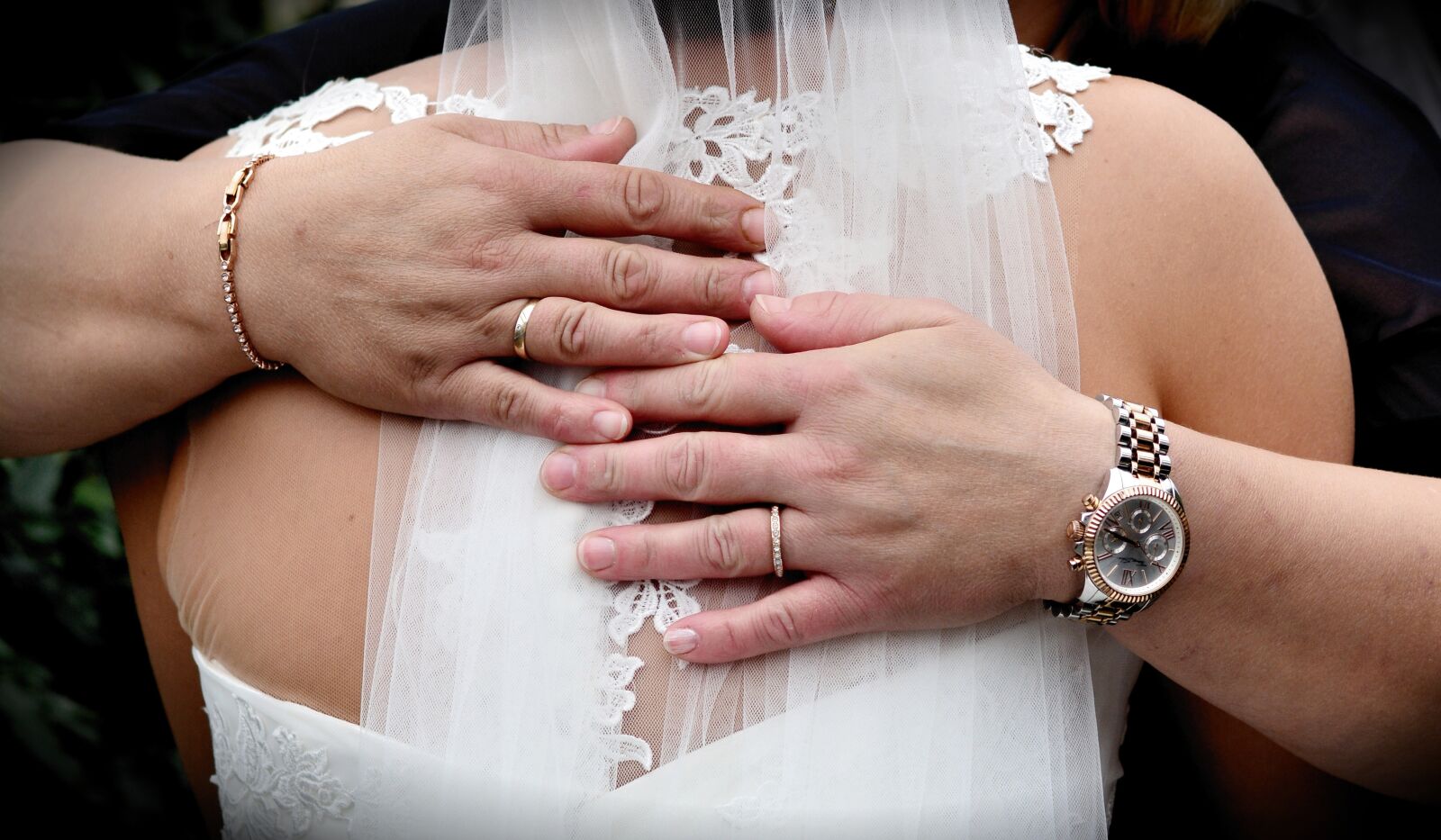 Nikon D5200 sample photo. Hands, finger, embrace photography