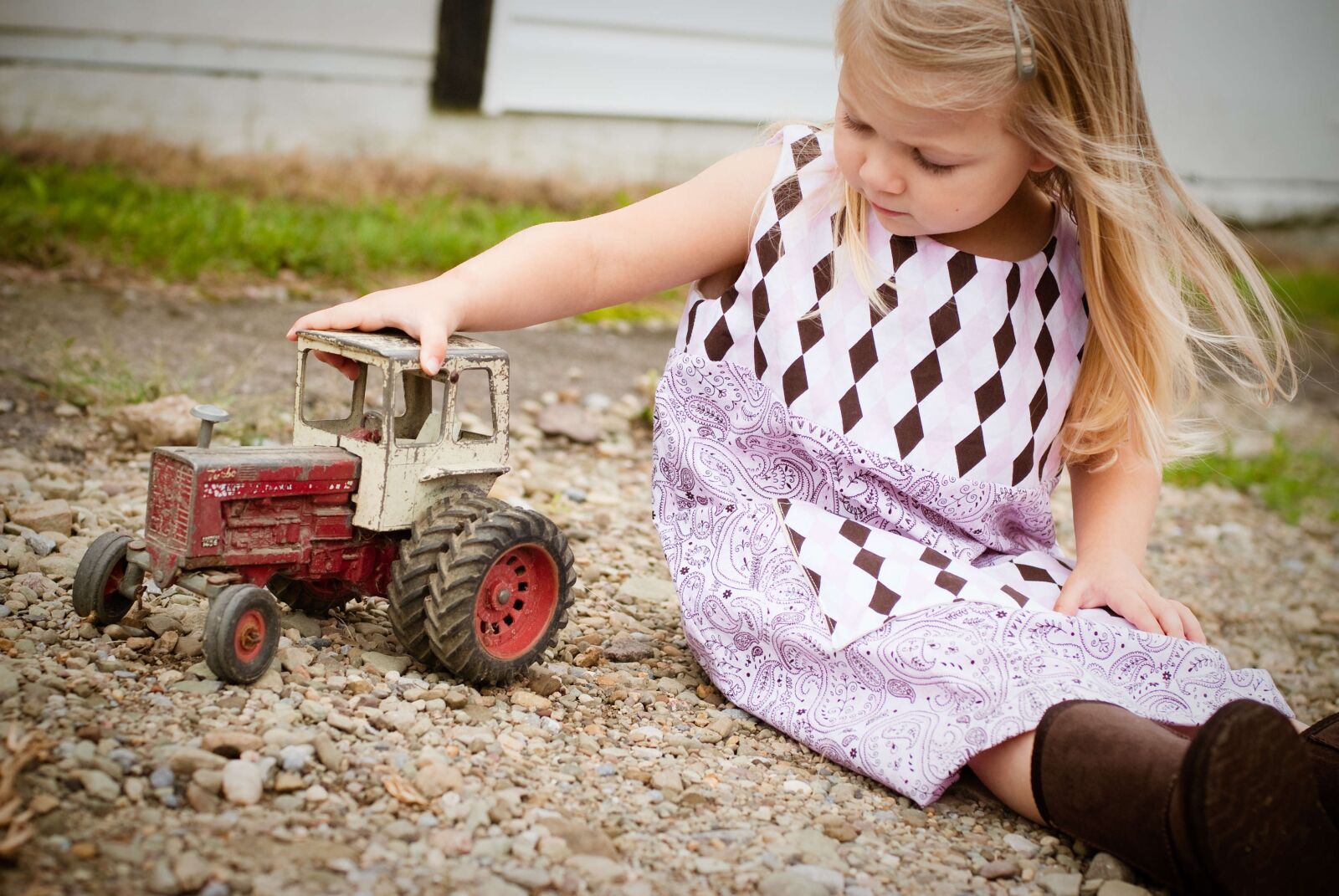 Nikon D200 sample photo. Country, farm, farm girl photography