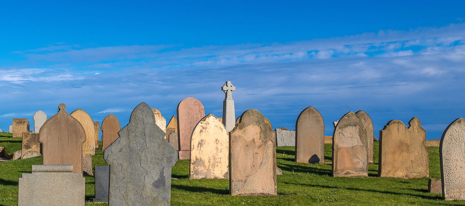 Pentax K-50 sample photo. Cemetery, sky, grave stones photography