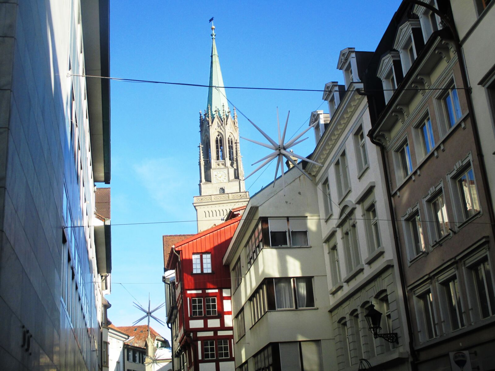Canon PowerShot ELPH 115 IS (IXUS 132 / IXY 90F) sample photo. Laurenzenkirche, st gallen, church photography
