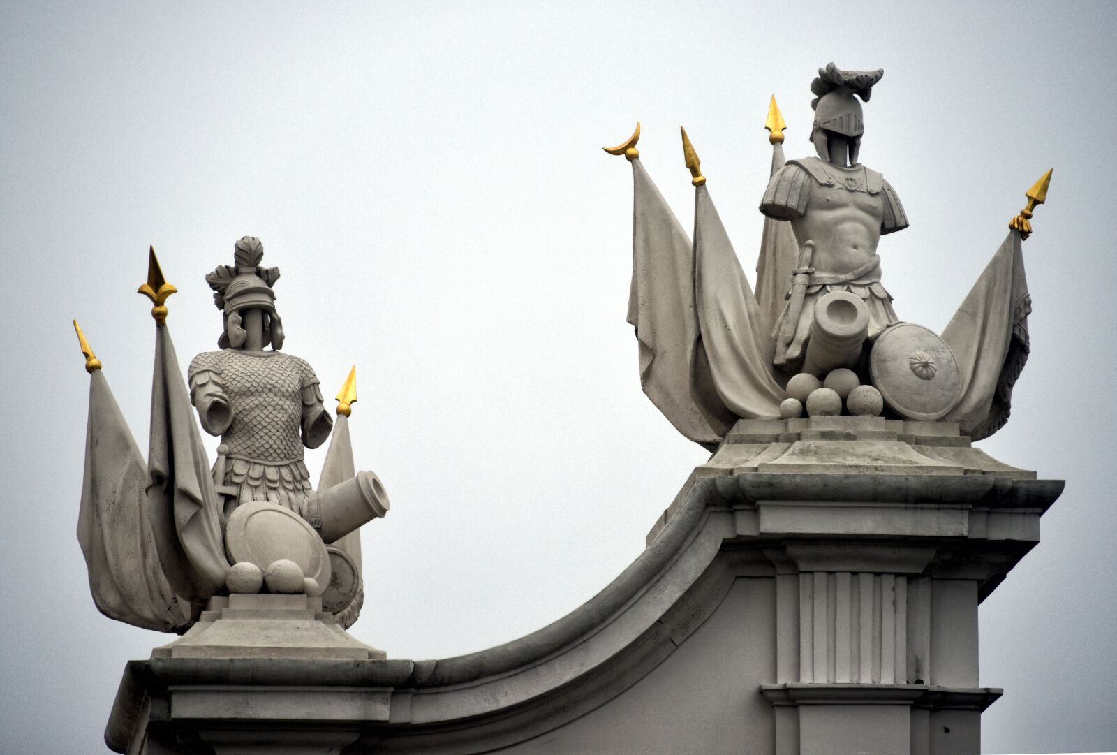 Nikon D810 sample photo. Pediment, statues, soldiers photography