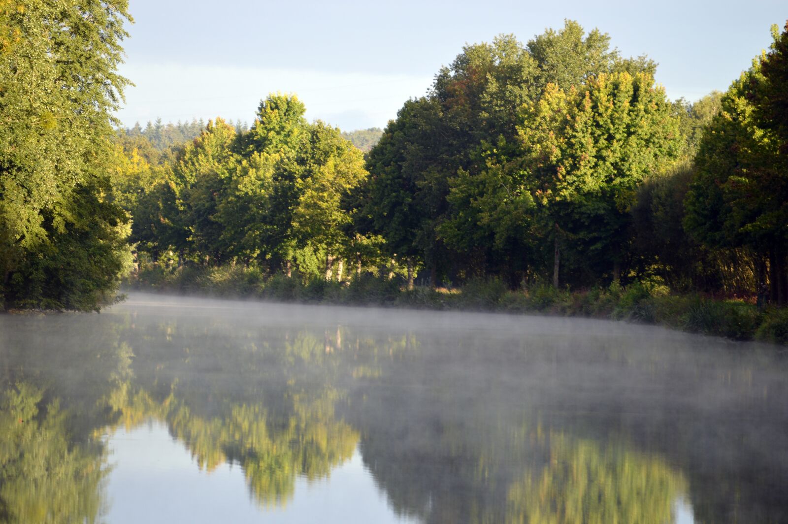 Nikon D3200 sample photo. Channel, water, mist photography