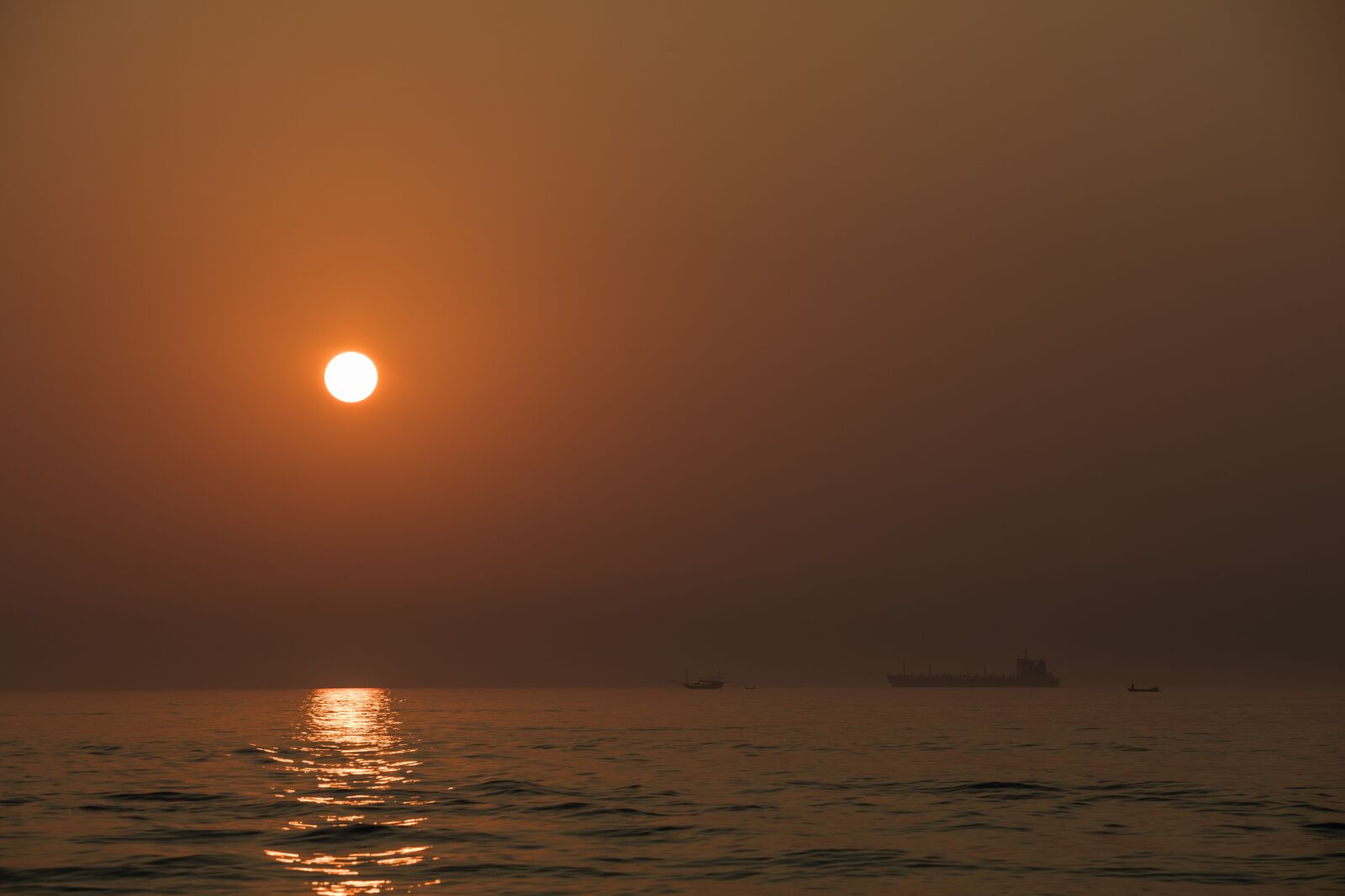 Canon EOS 5DS sample photo. Night, sea, sun photography