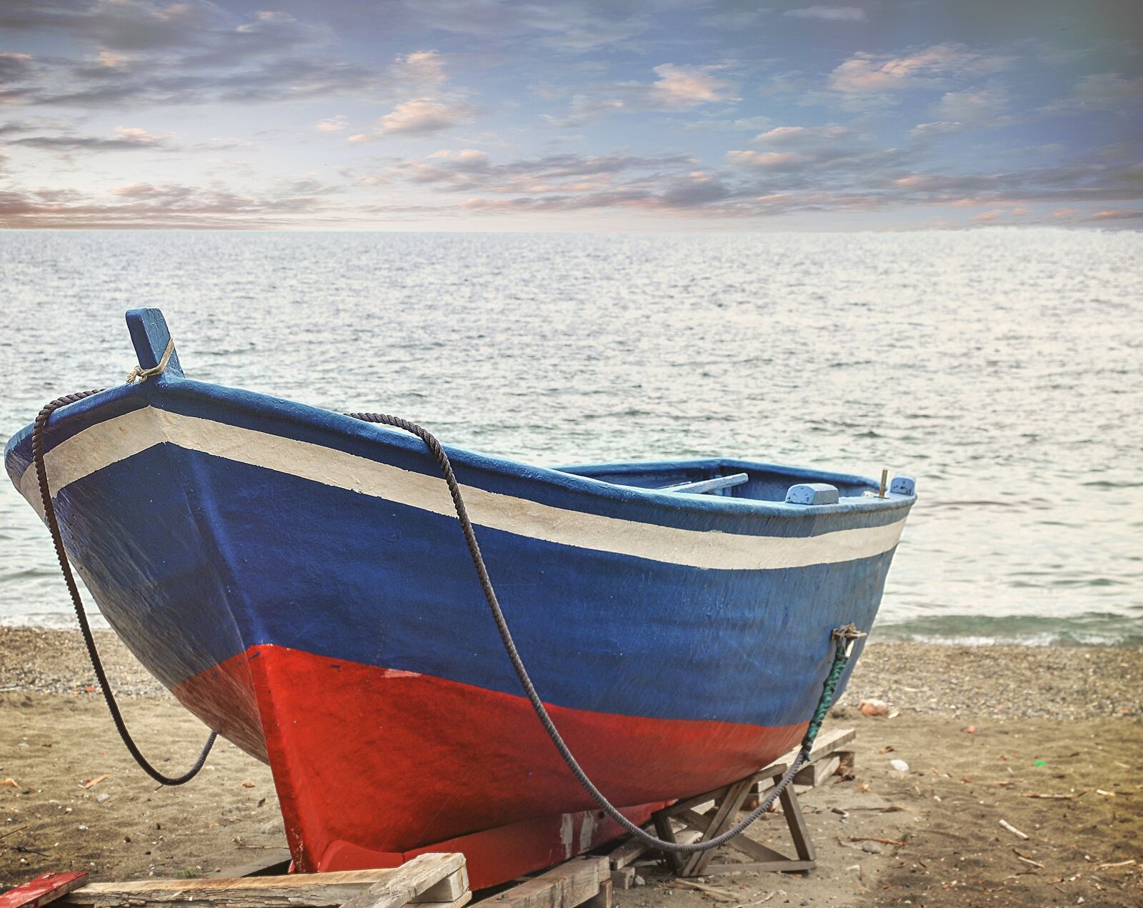 Nikon D3000 sample photo. Sea, waters, beach photography