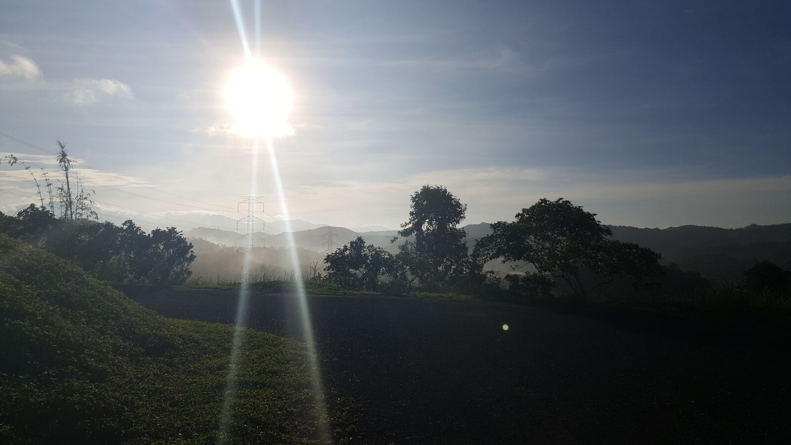 Samsung Galaxy Note5 sample photo. Fog, foggy, morning, morning photography
