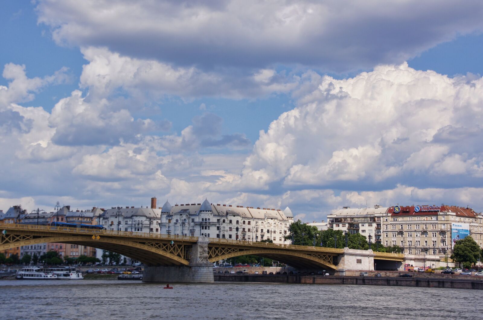 Sony Alpha DSLR-A580 sample photo. Margaret bridge, bridge, danube photography