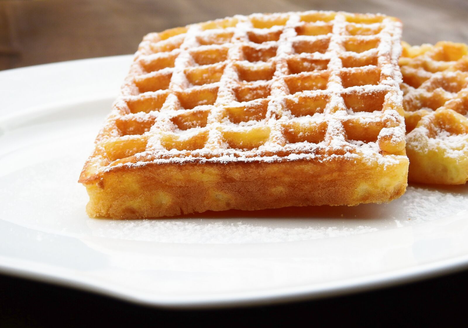 Nikon Coolpix P900 sample photo. Waffles, belgian, belgischewaffel photography