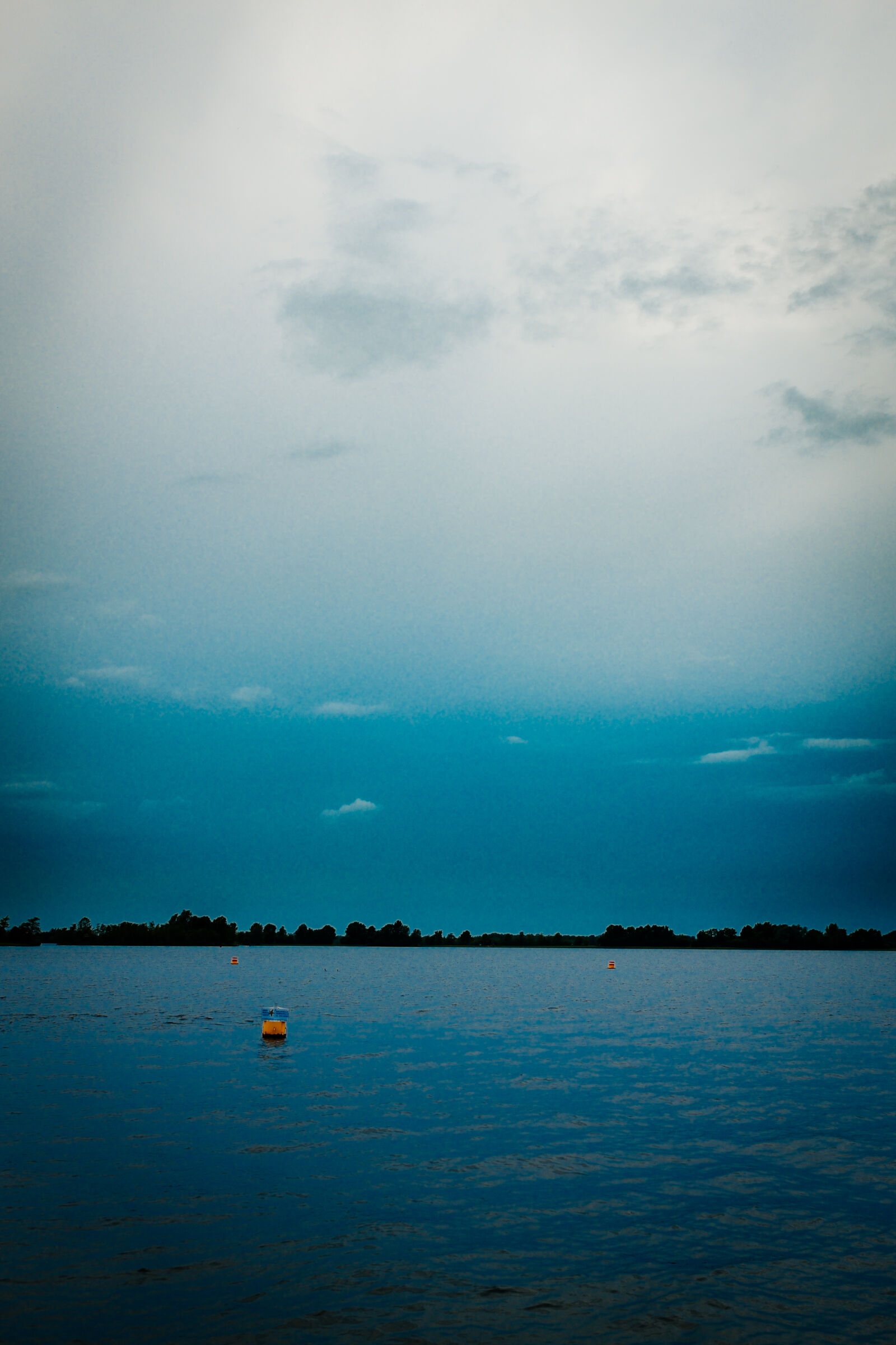 Fujifilm X100S sample photo. Weather photography
