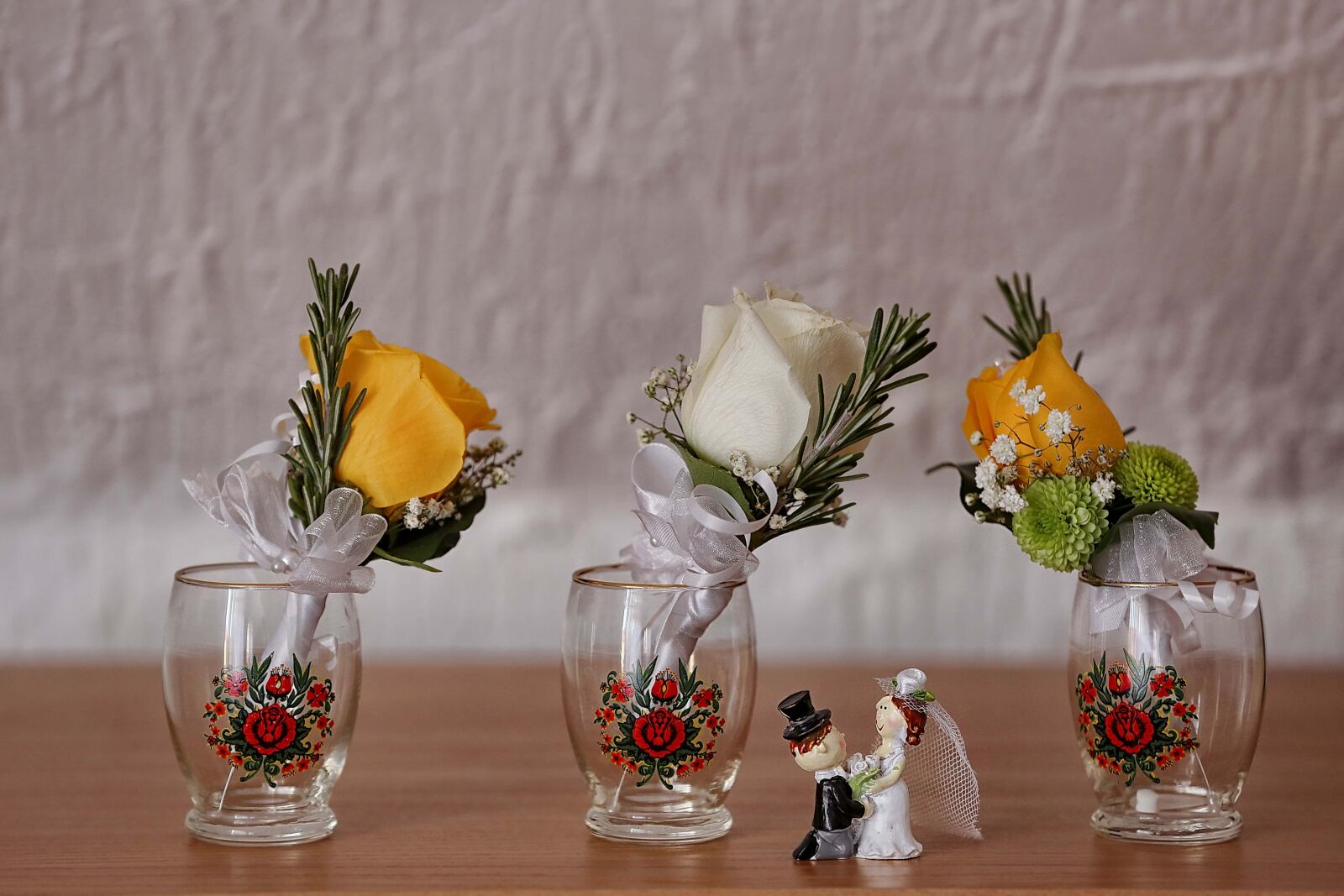 Canon EOS 5D Mark III sample photo. Figurine, ceramics, groom, bride photography