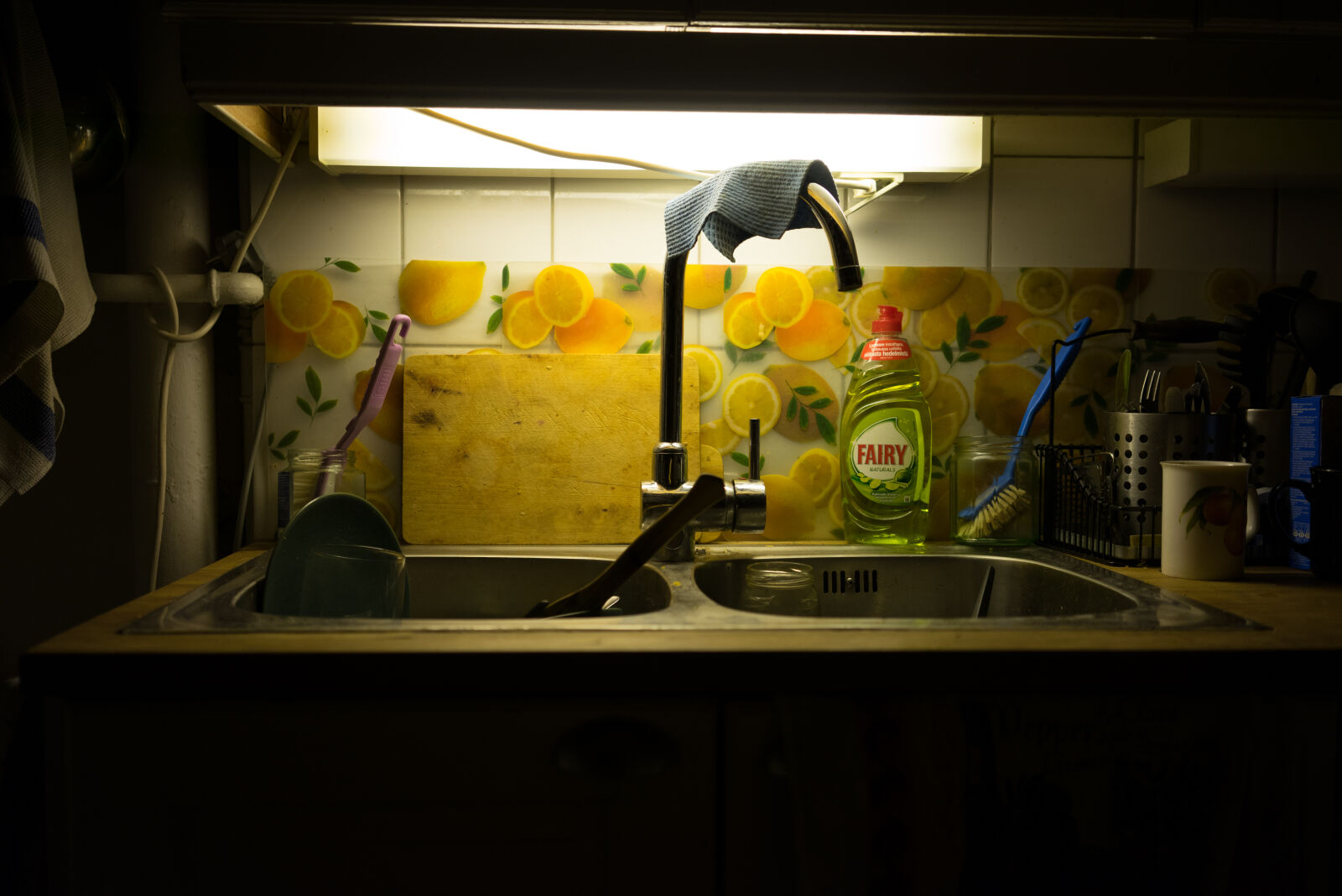 Sony a7R sample photo. Kitchen sink photography