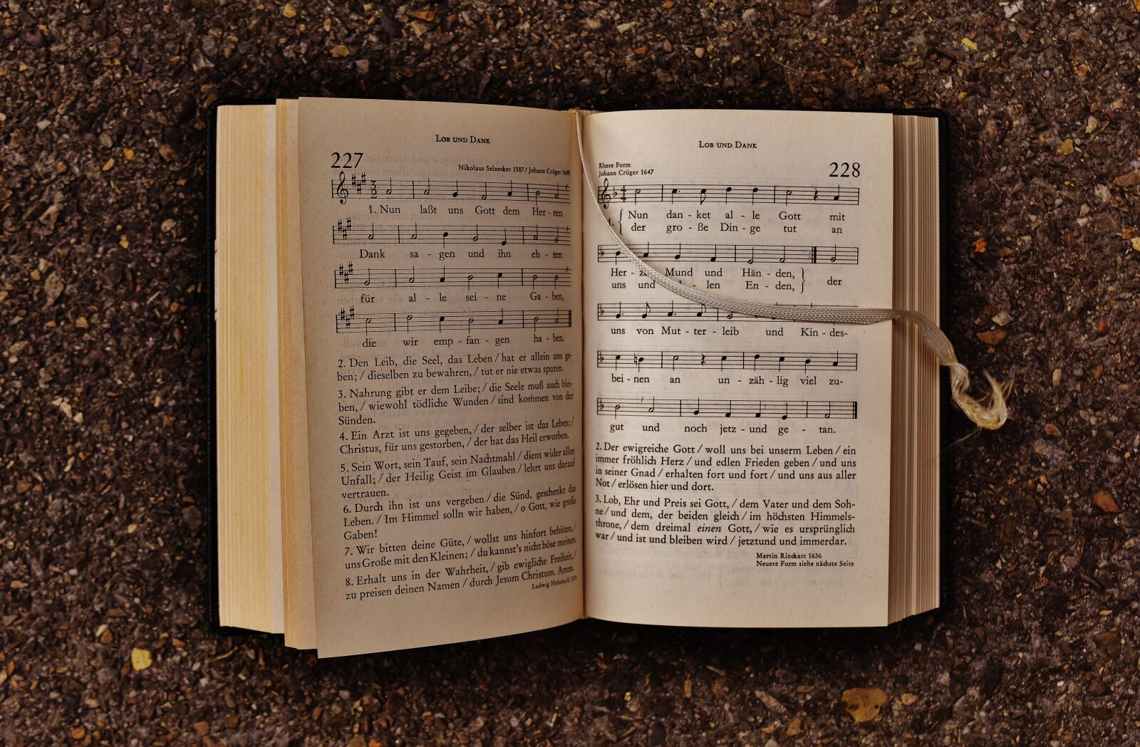 Nikon D7200 sample photo. Book, hymnal, church photography