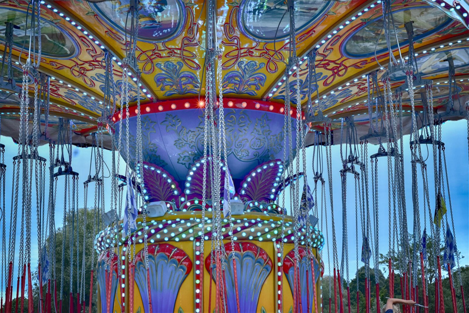 Nikon D7200 sample photo. Carousel, folk festival, kettenkarusell photography
