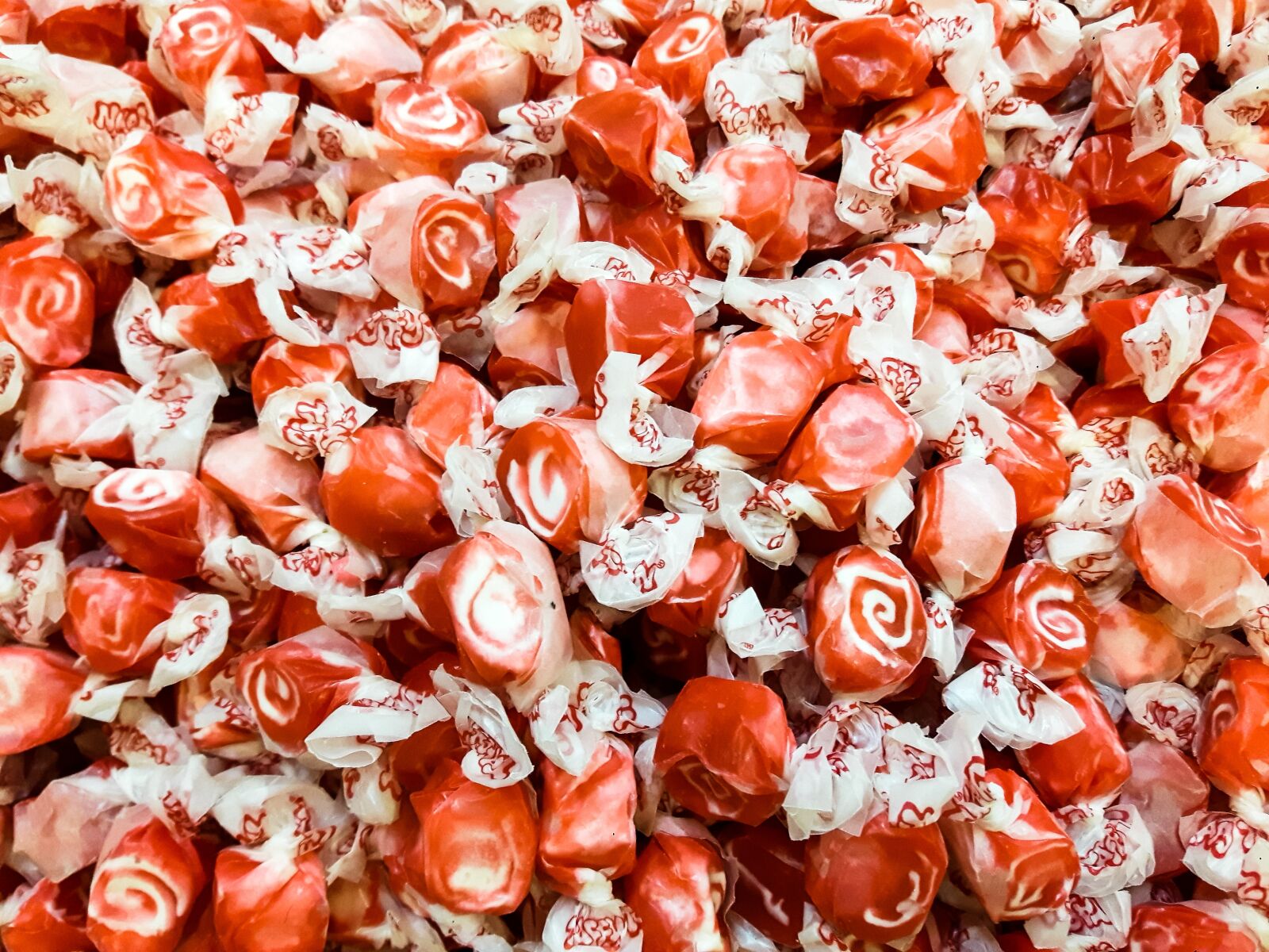 Samsung Galaxy S5 Neo sample photo. Candy, sweet, eat photography