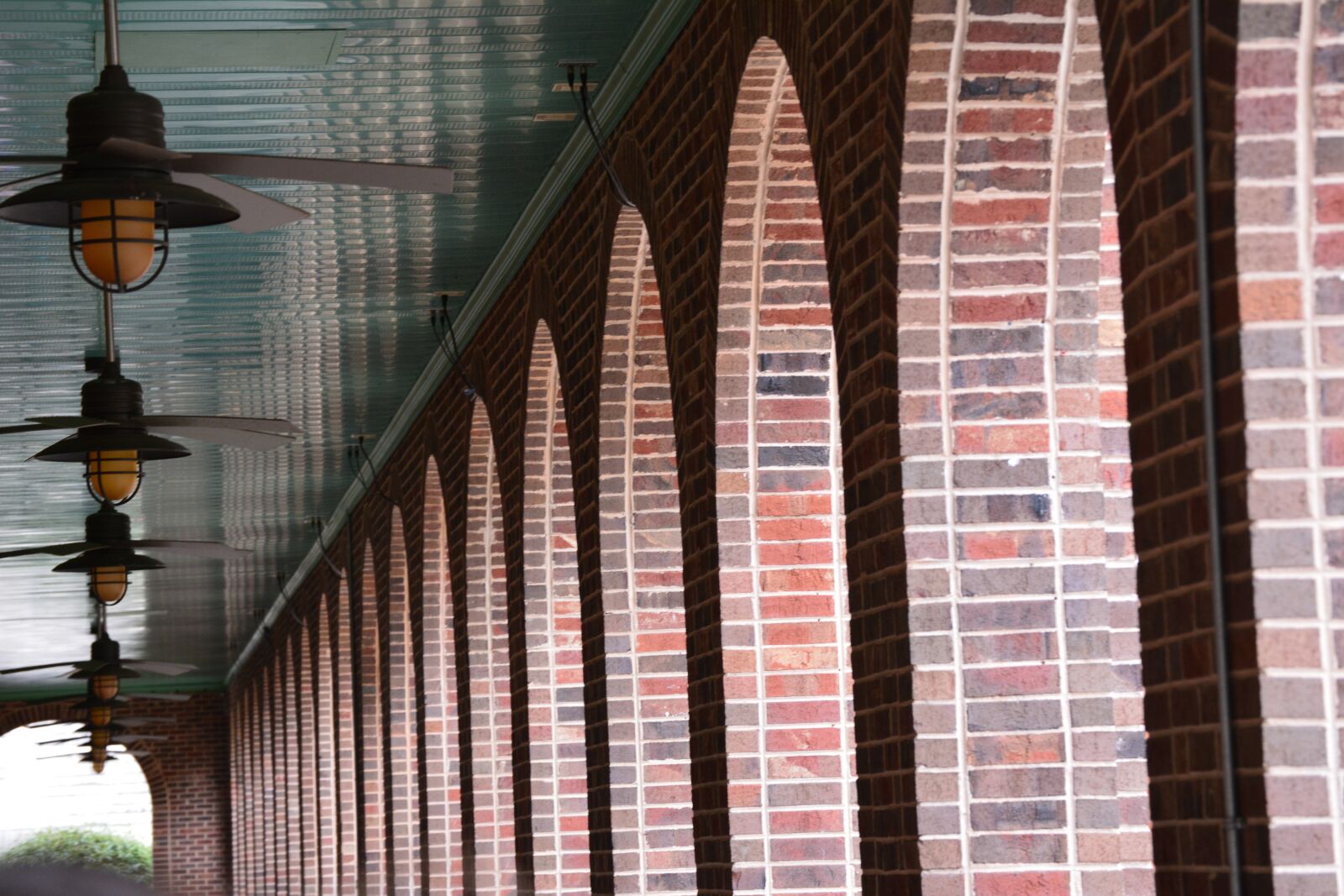 Nikon D5200 sample photo. Arch, arches, brick photography