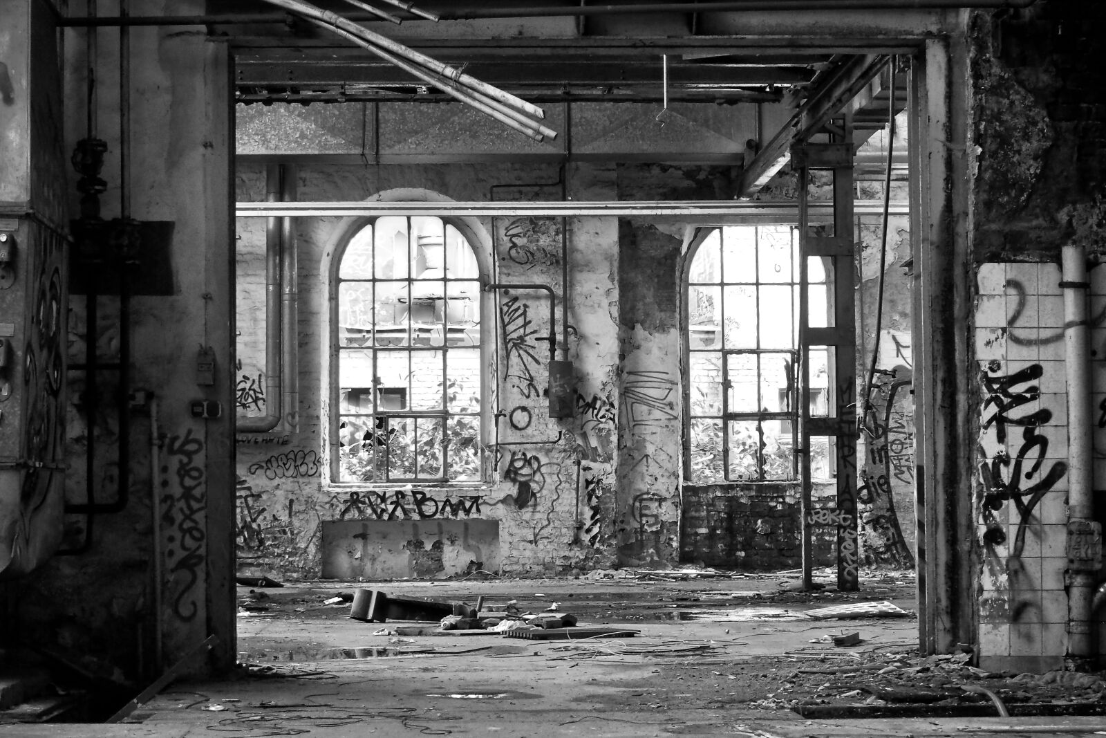 Olympus OM-D E-M10 sample photo. Lost places, rooms, abandoned photography
