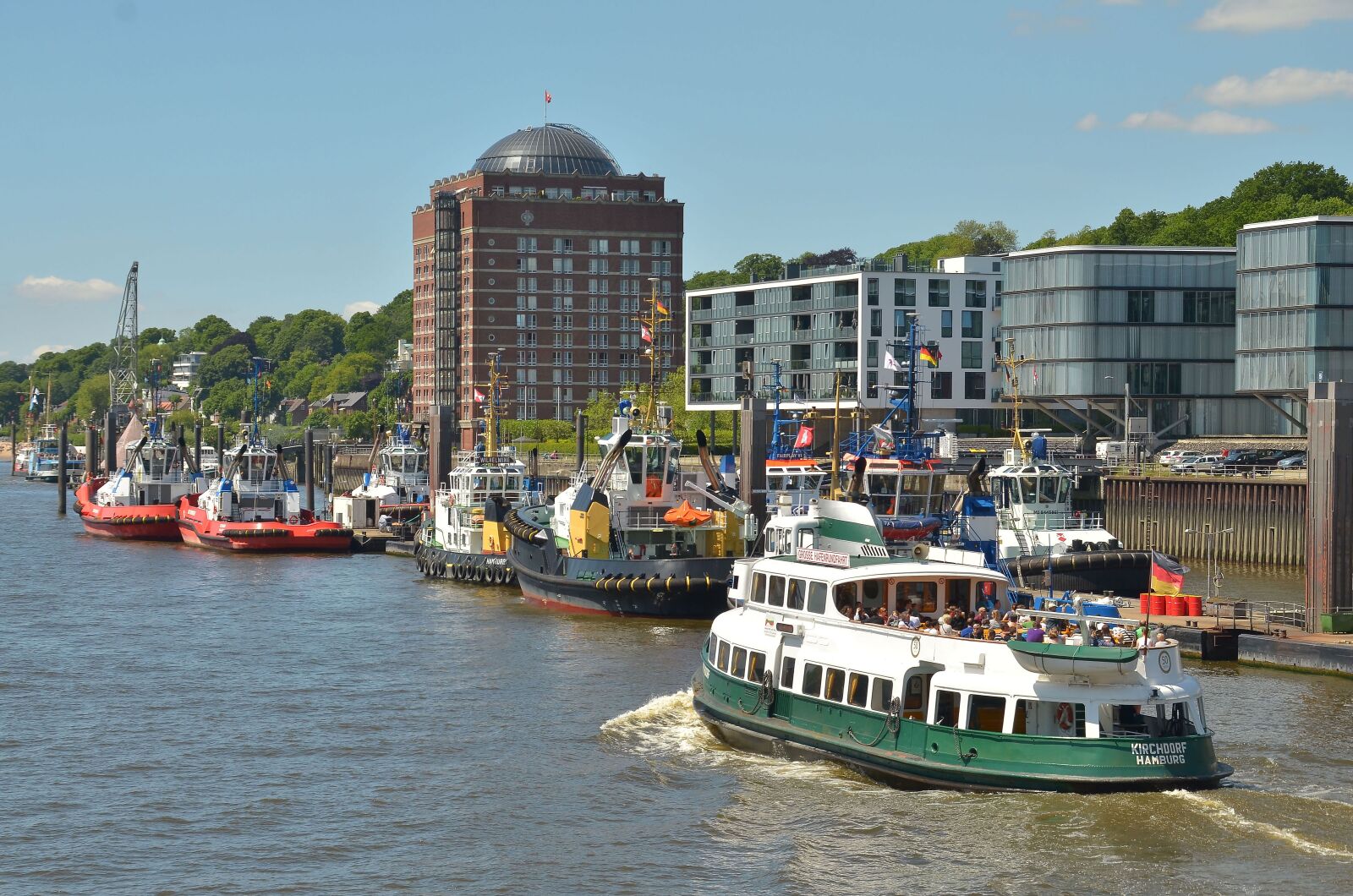 Nikon D7000 sample photo. Hamburg, port, tug photography