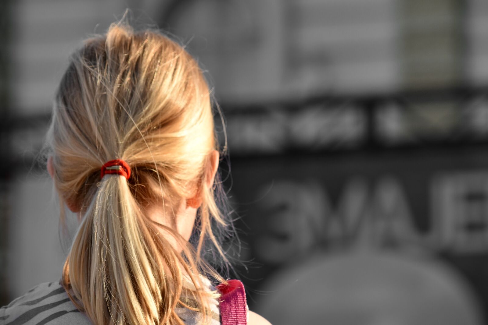 Nikon D5500 sample photo. Blonde hair, hairstyle, woman photography