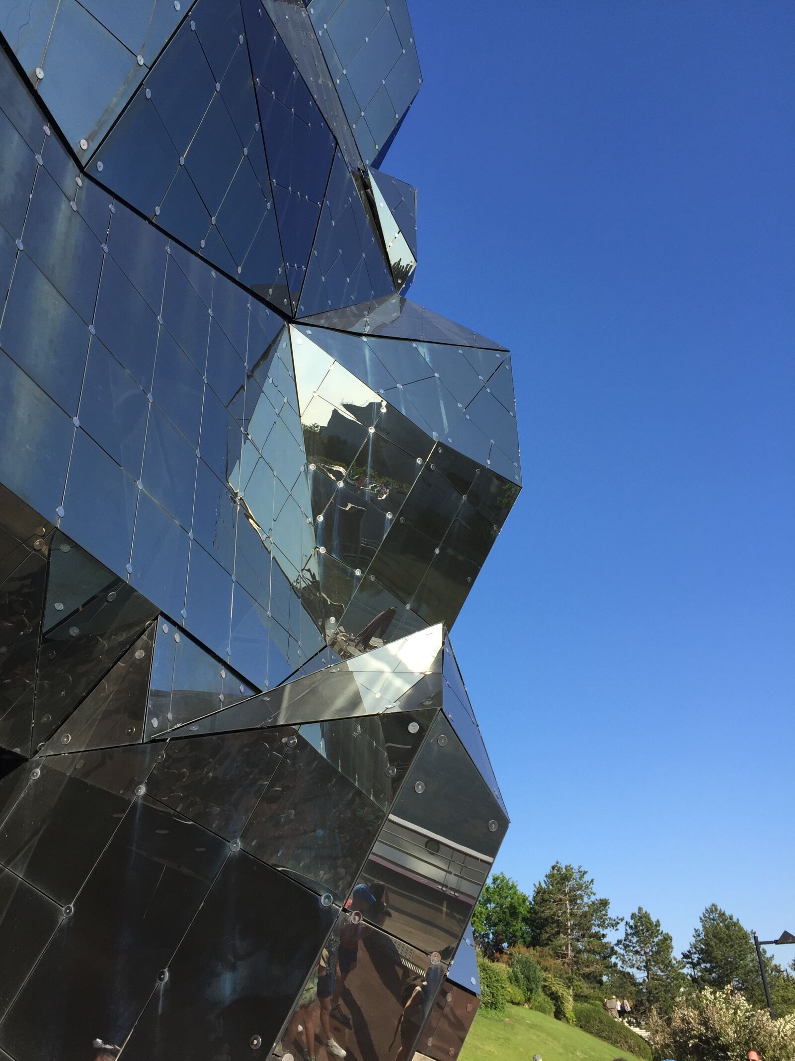 iPhone 6 Plus back camera 4.15mm f/2.2 sample photo