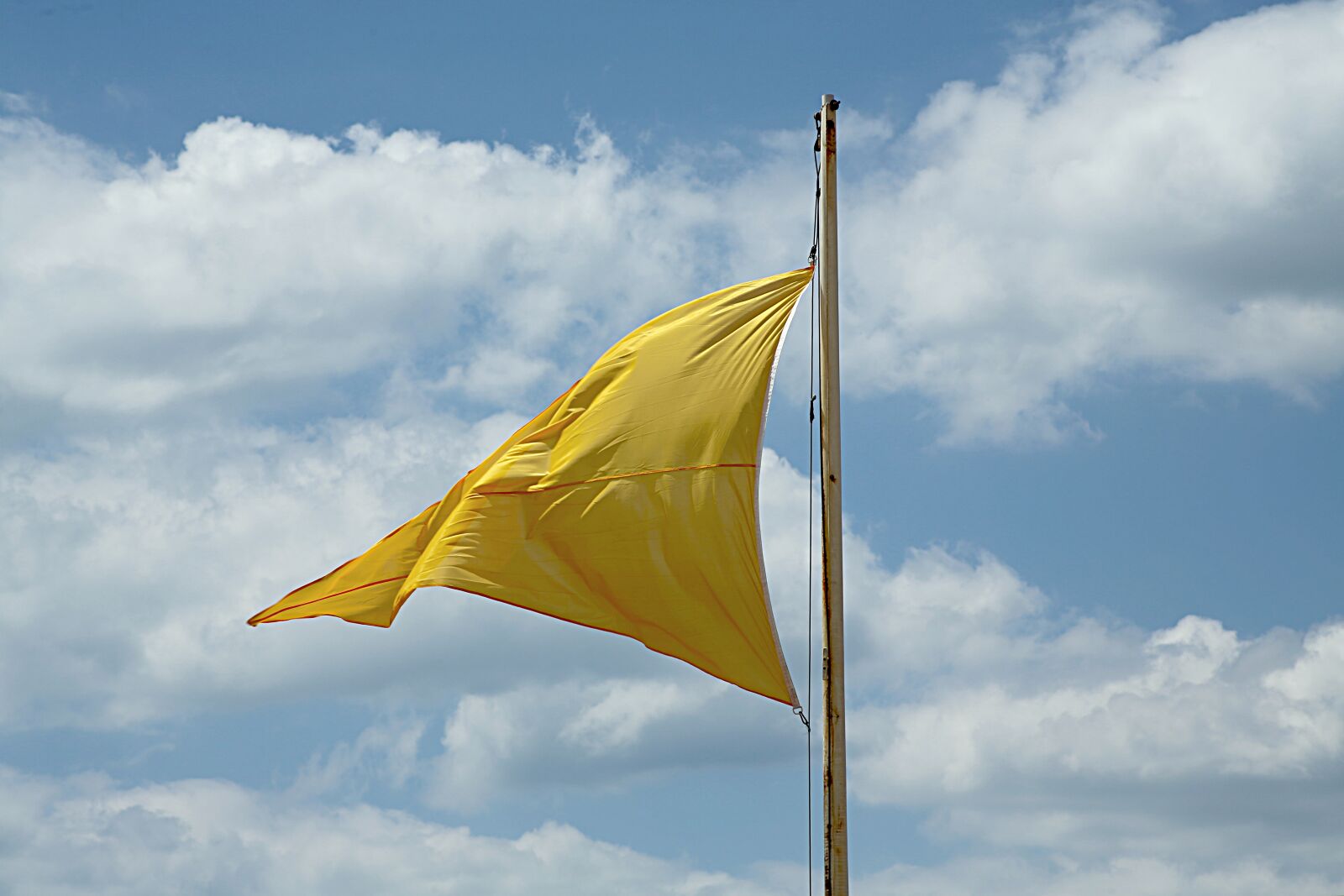 Canon EOS 5D Mark III sample photo. Flag, wind, sky photography