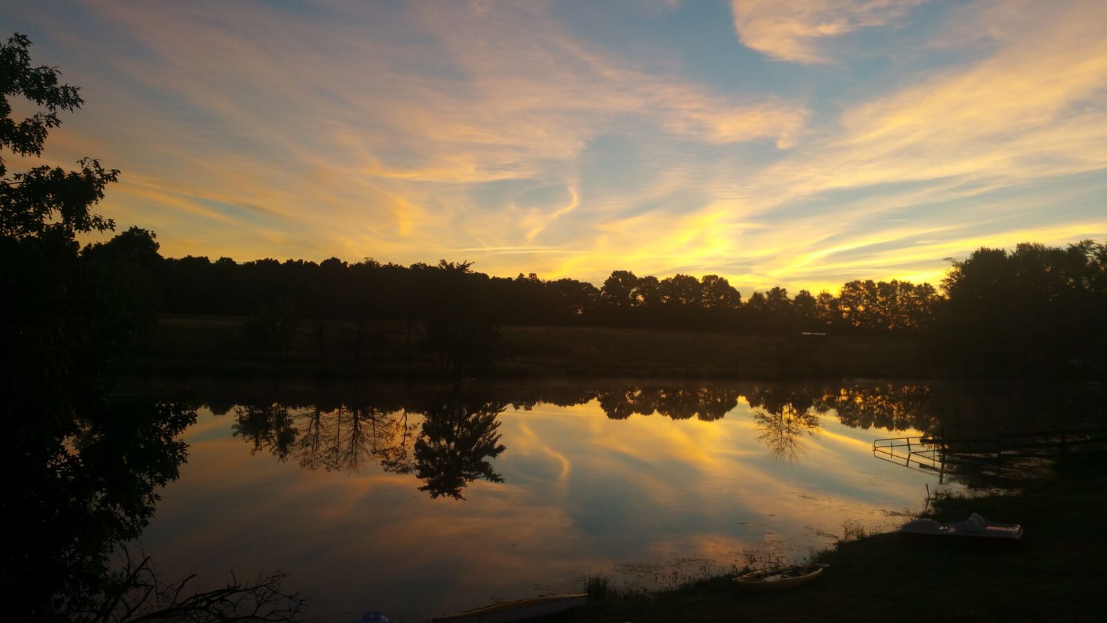 Samsung Galaxy Note4 sample photo. Farm, lake, sky, water photography