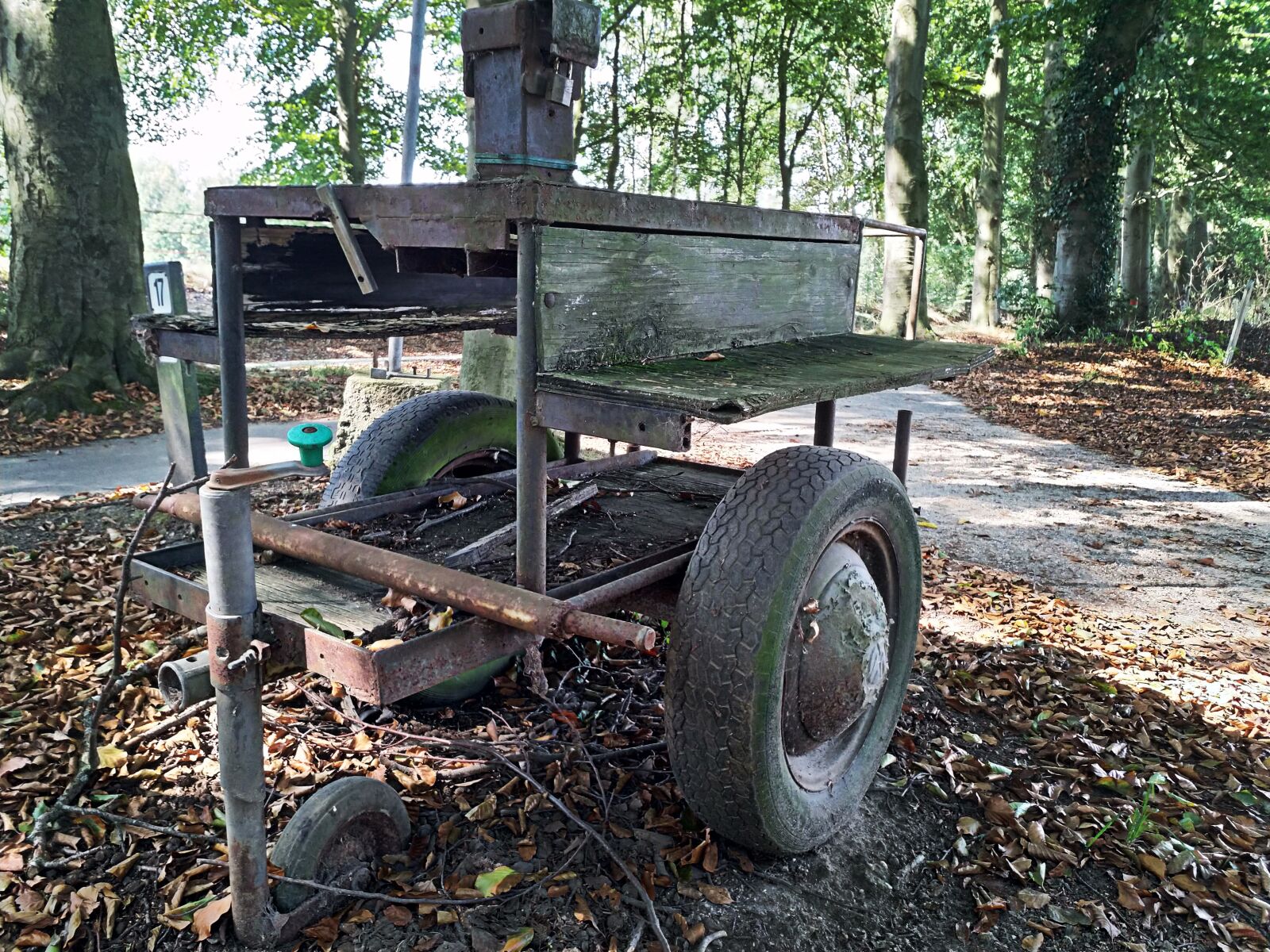 HMD Global Nokia 8 sample photo. Harvesting, harvest, machine photography