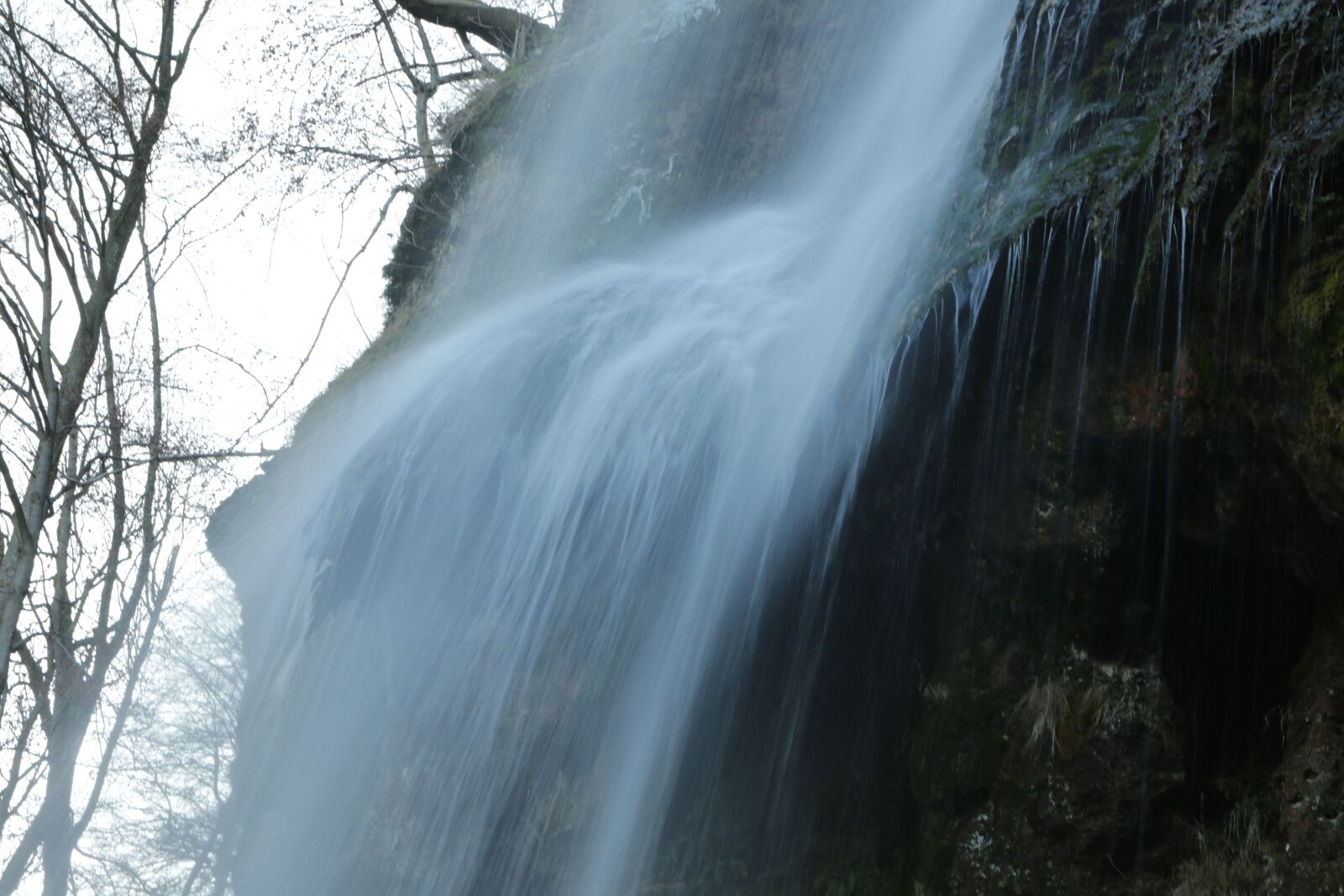 Canon EOS 7D Mark II + Canon EF 24-70mm F2.8L USM sample photo. Waterfall, water, bad urach photography