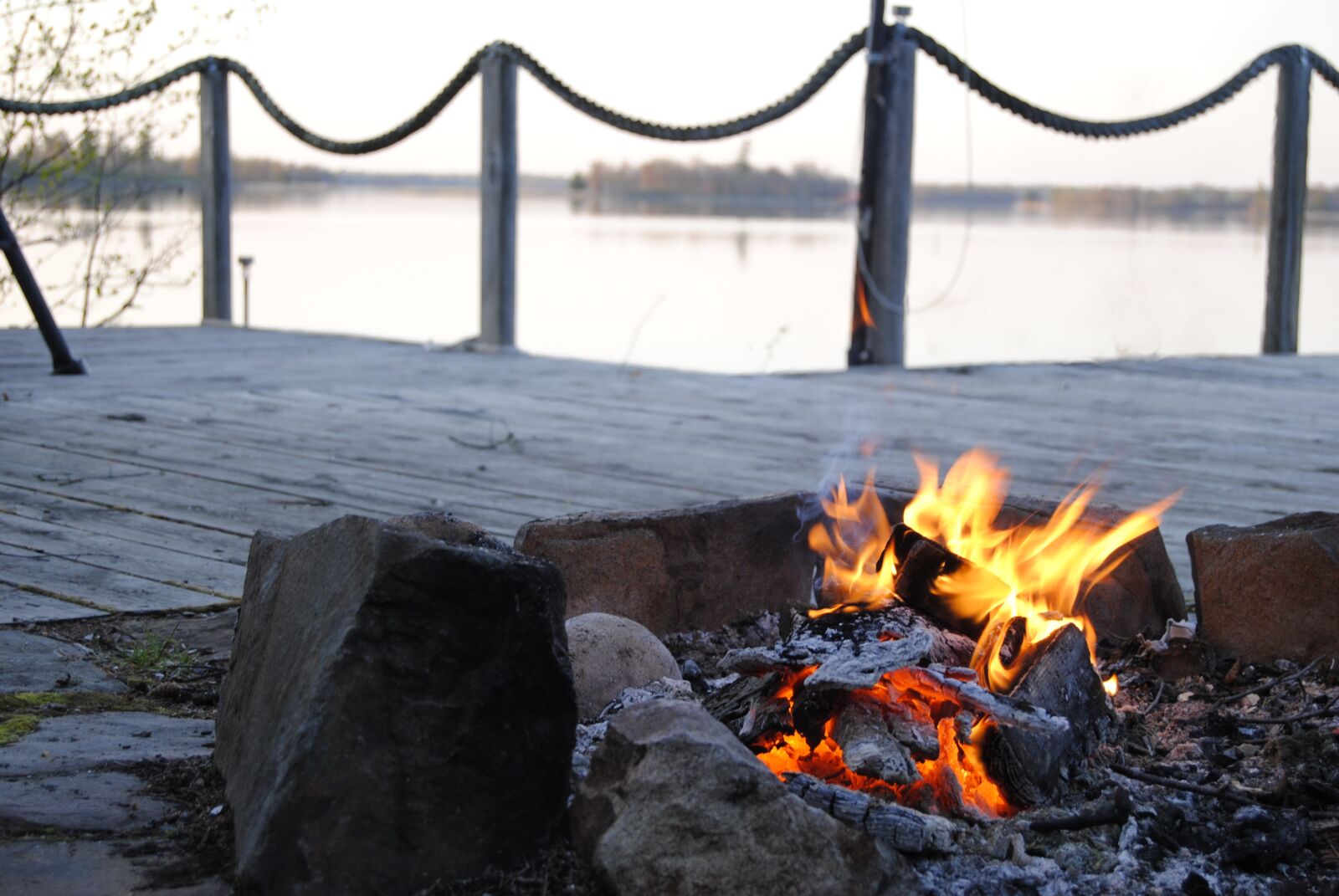 Nikon D3000 sample photo. Kabetogama, lake, campfire photography