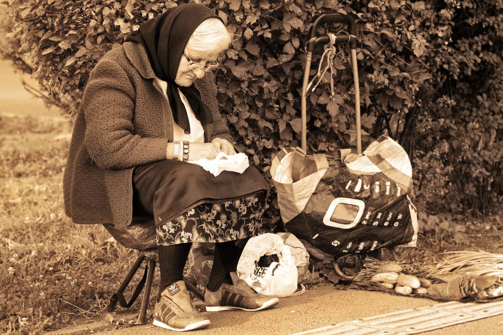 Nikon D5100 sample photo. Woman, old, person photography
