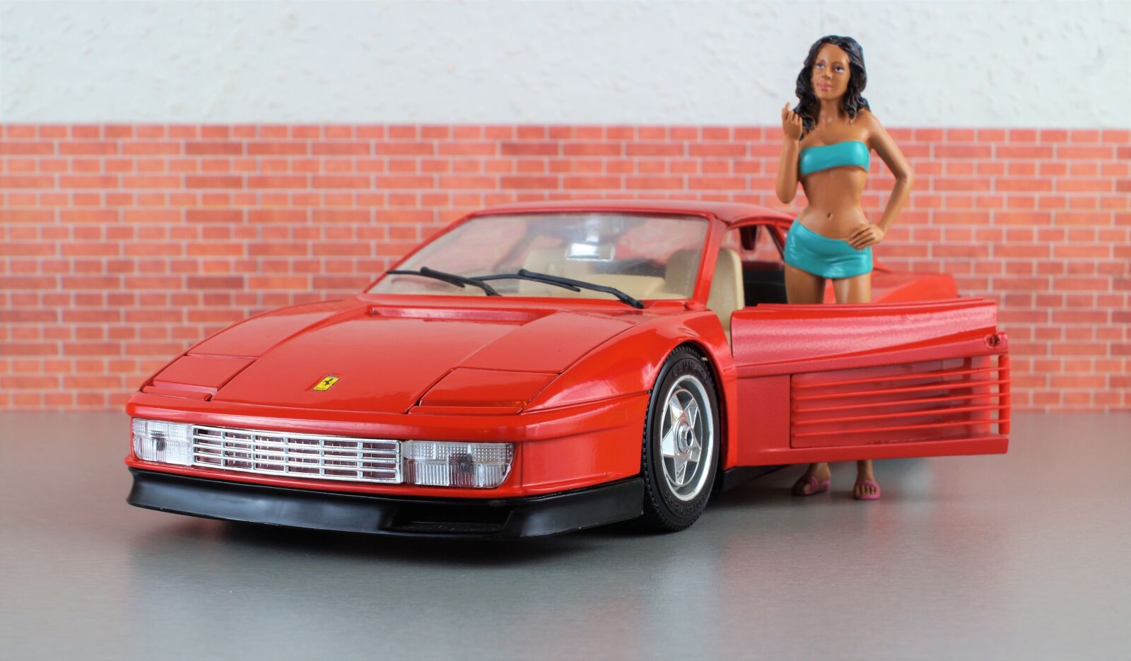 Sony DT 18-70mm F3.5-5.6 sample photo. Model car, ferrari, testarossa photography